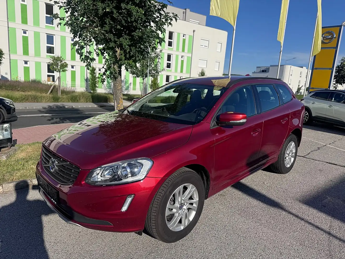 Volvo XC60 T5 Kinetic Geartronic ** 1. Besitz nur 91.000 K... Rouge - 1