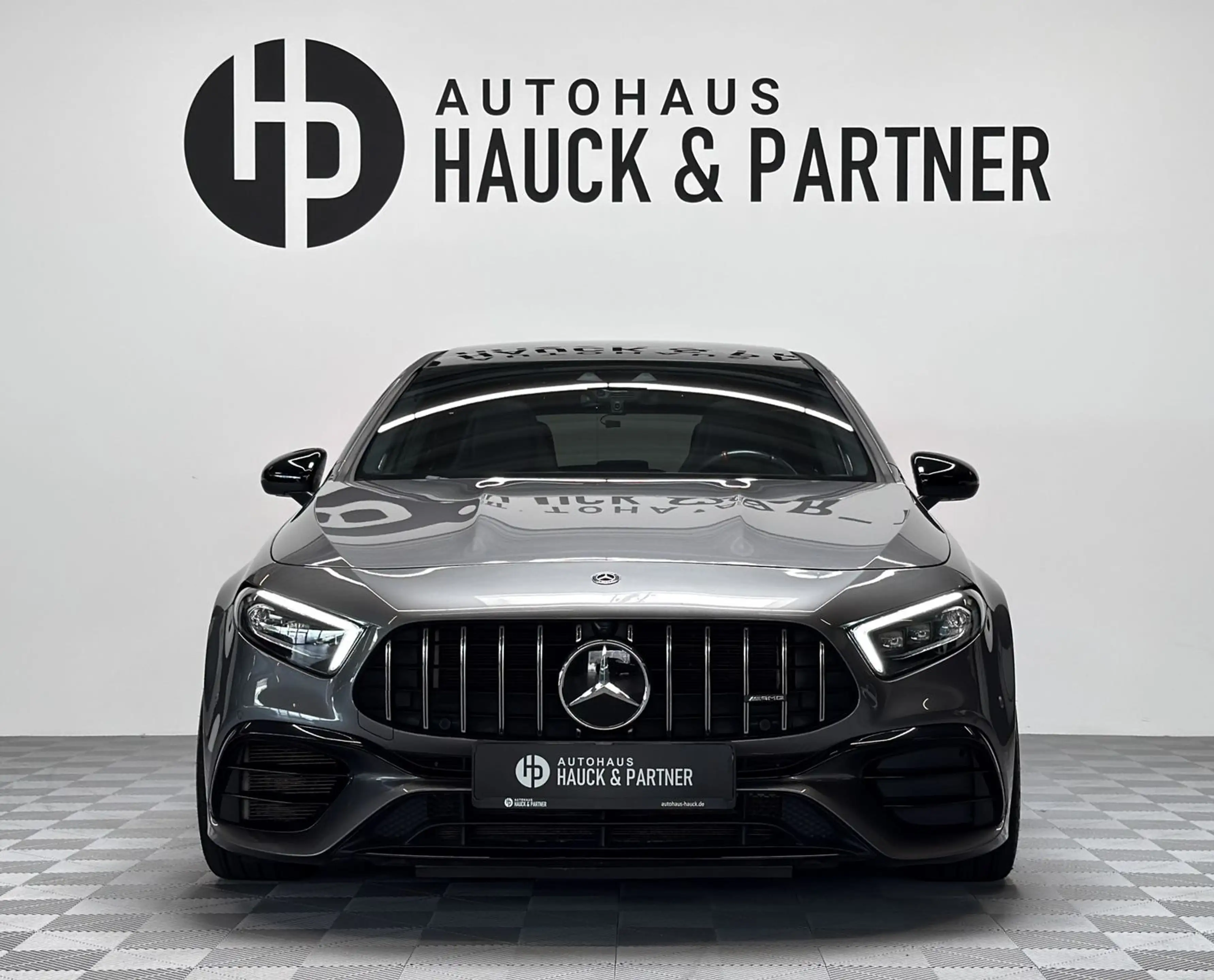 Mercedes-Benz A 45 AMG 4M *Pano*Schale*Perf. Lenkrad*Distr. + — photo 2