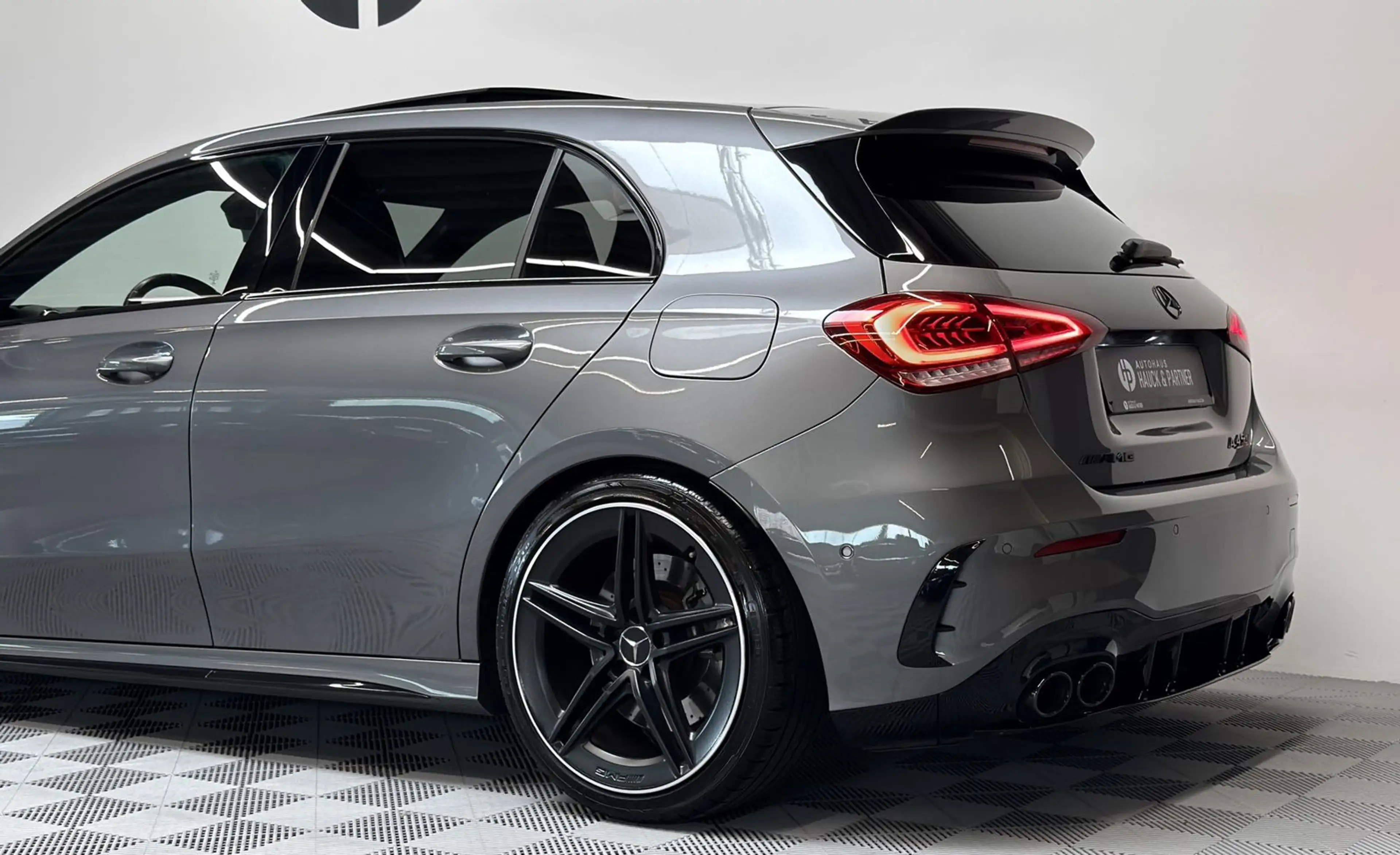 Mercedes-Benz A 45 AMG 4M *Pano*Schale*Perf. Lenkrad*Distr. + — photo 5