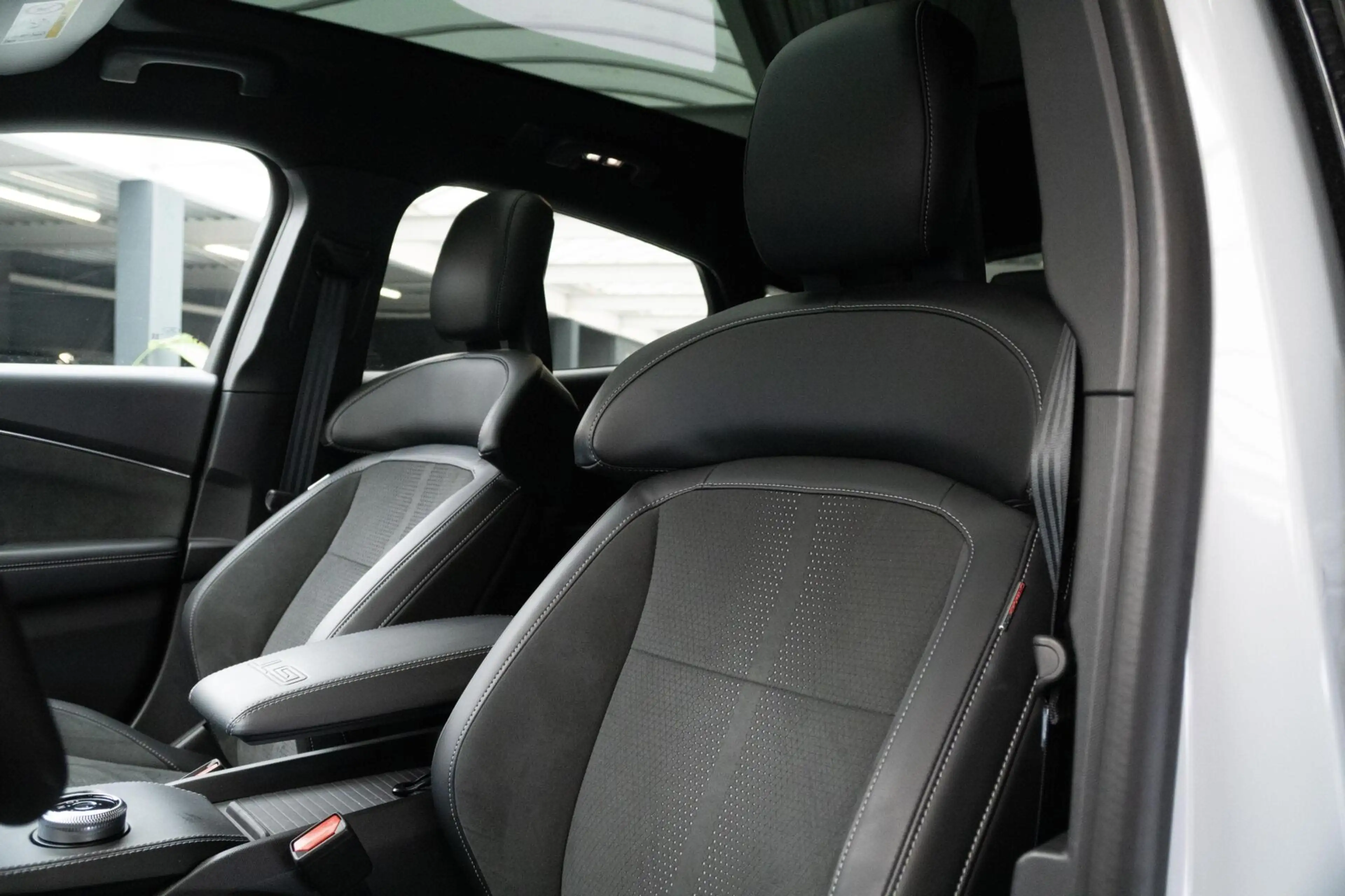 Ford Mustang Mach-E GT Extended AWD 98 kWh | SOH 98% | Leder — photo 5