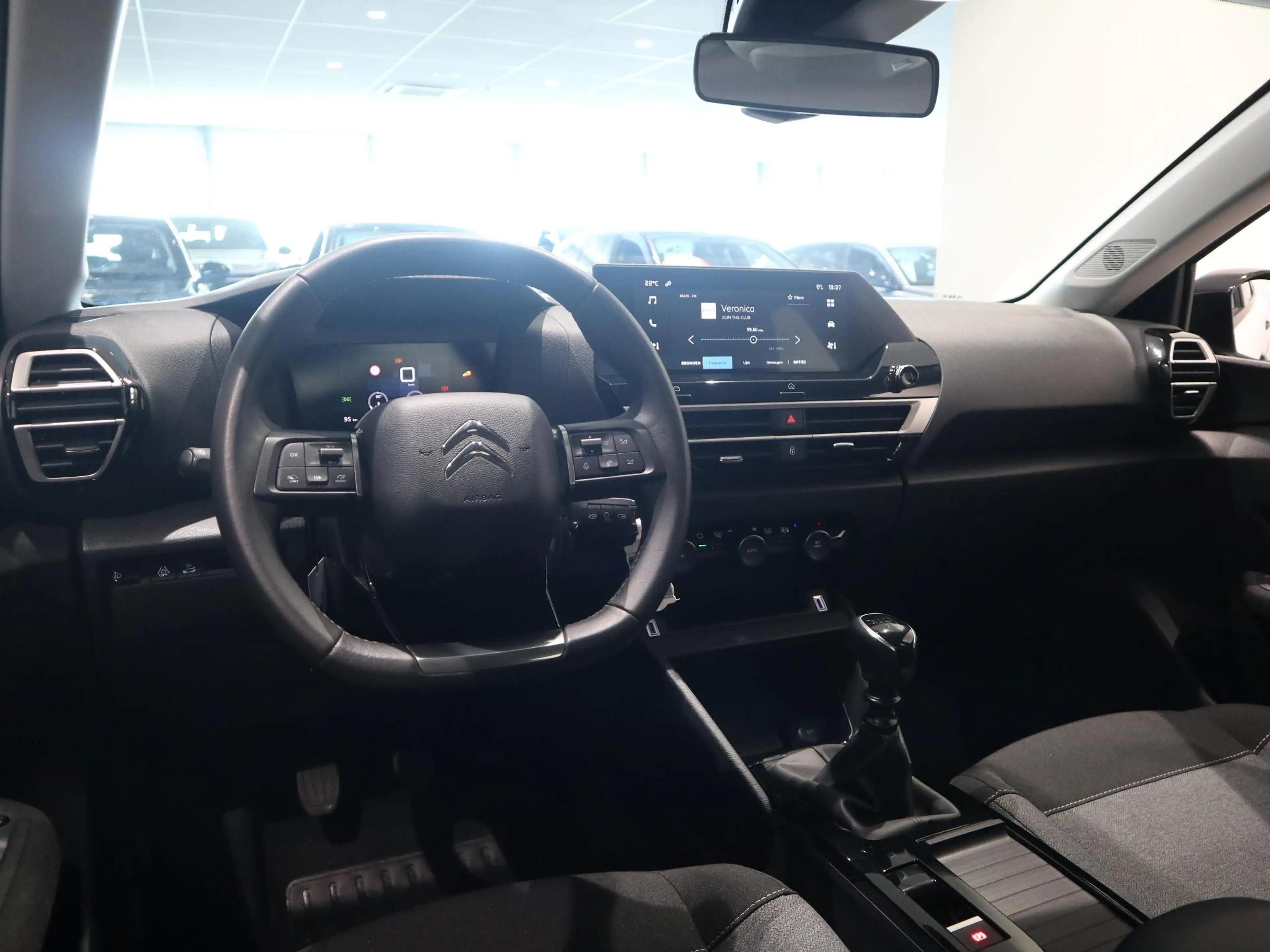 Citroen C4 X 1.2 You — photo 8