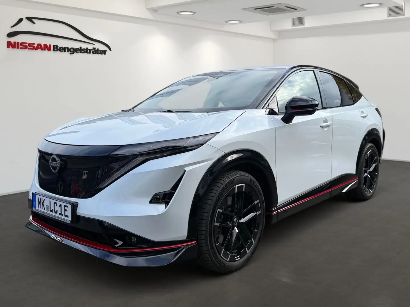 Nissan Ariya Nismo e-4orce Schwarz - 2