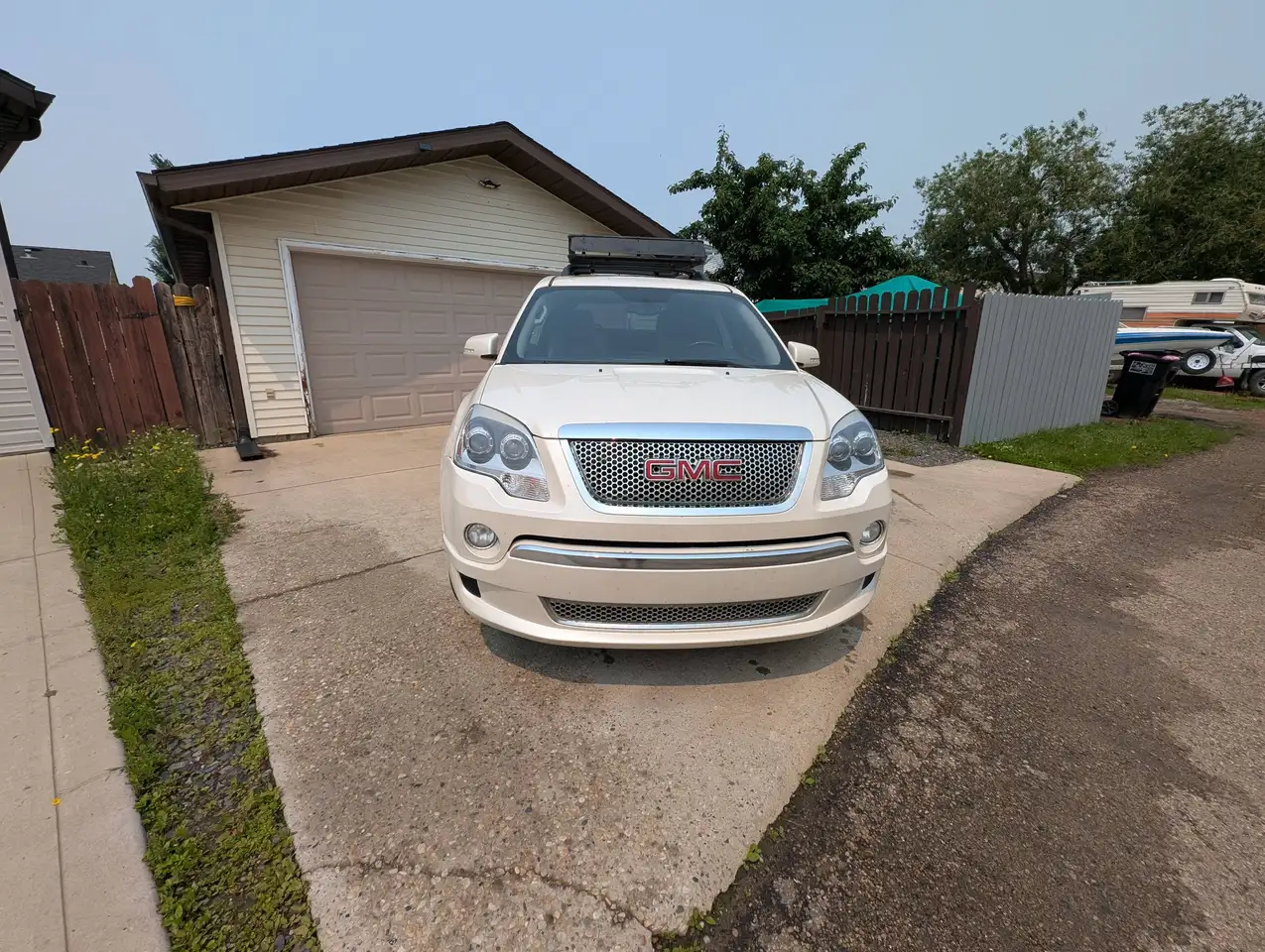 GMC Acadia снимка GMC Acadia