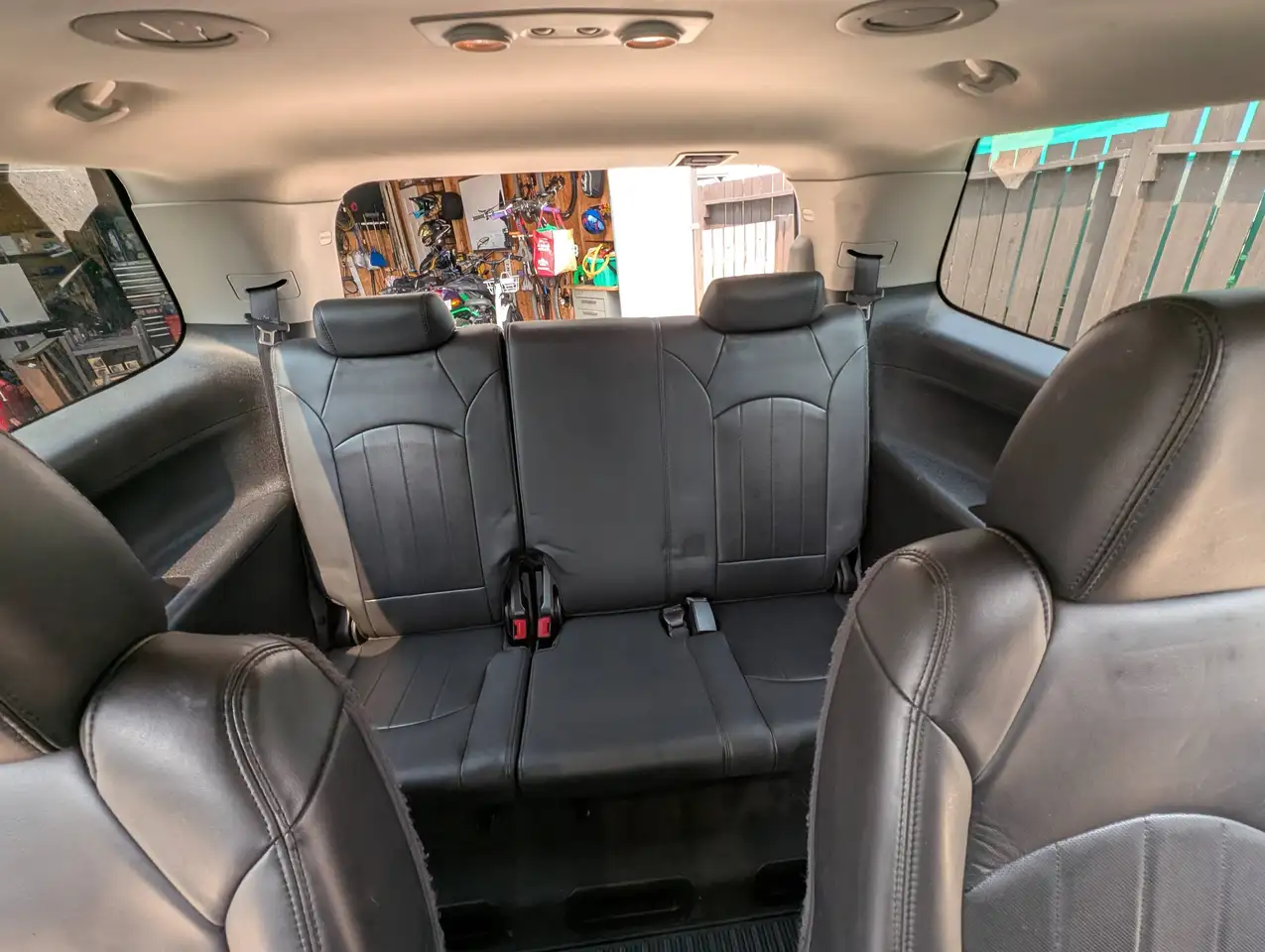 GMC Acadia снимка GMC Acadia