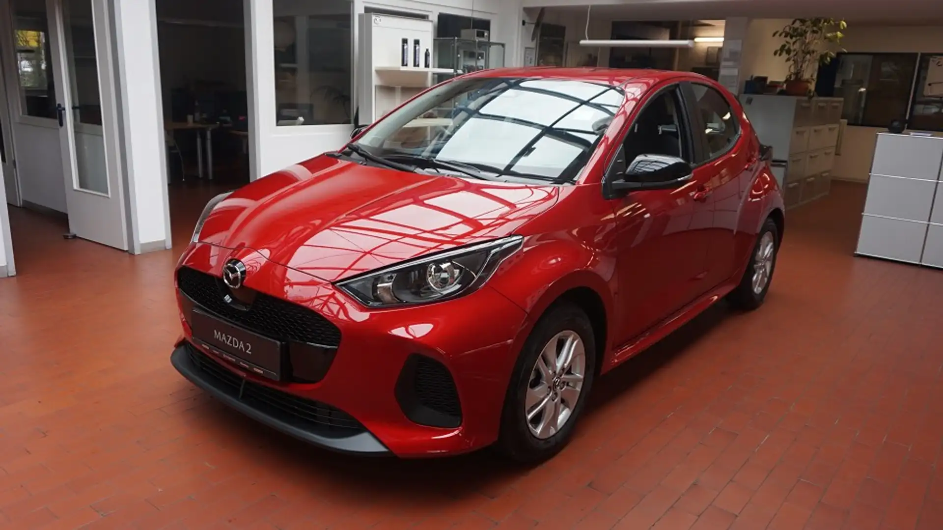 Mazda 2 Hybrid 1.5L Hybrid VVT-i 116 PS e-CVT FWD CENTRE-L Rot - 1