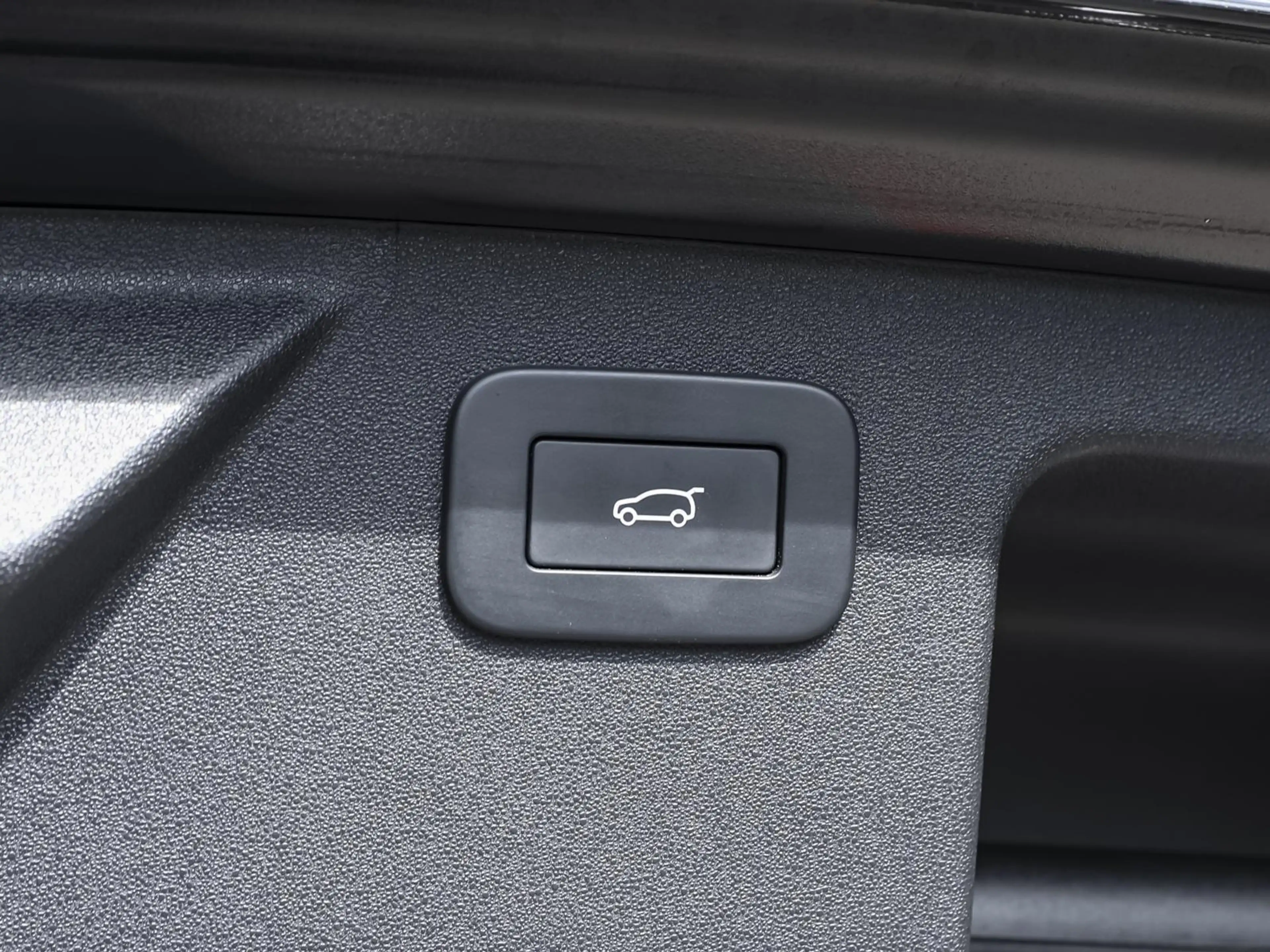 Land Rover Discovery Sport P250 R-Dyn SE BLACK-PACK PANO — photo 12