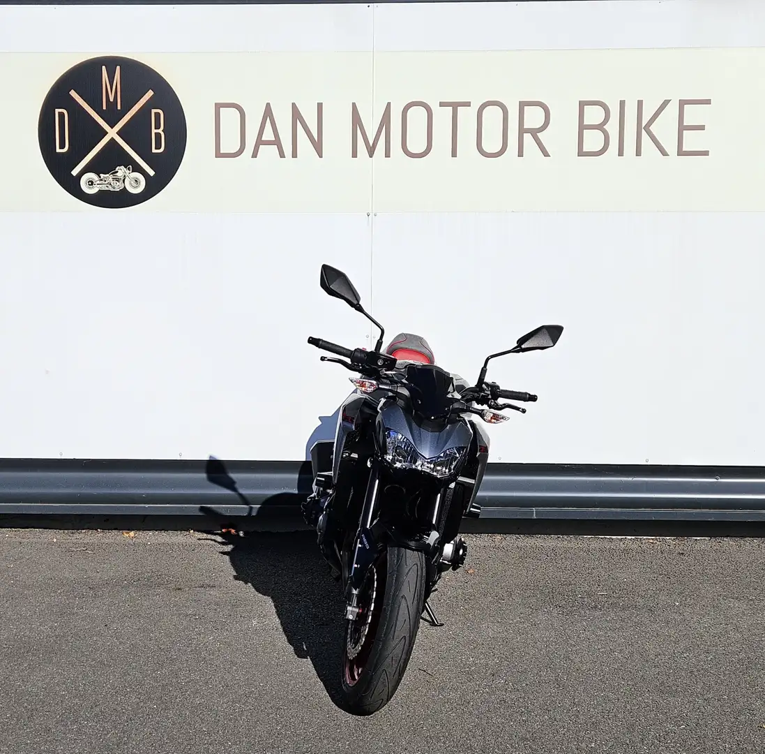 Kawasaki Z 900 Gris - 2