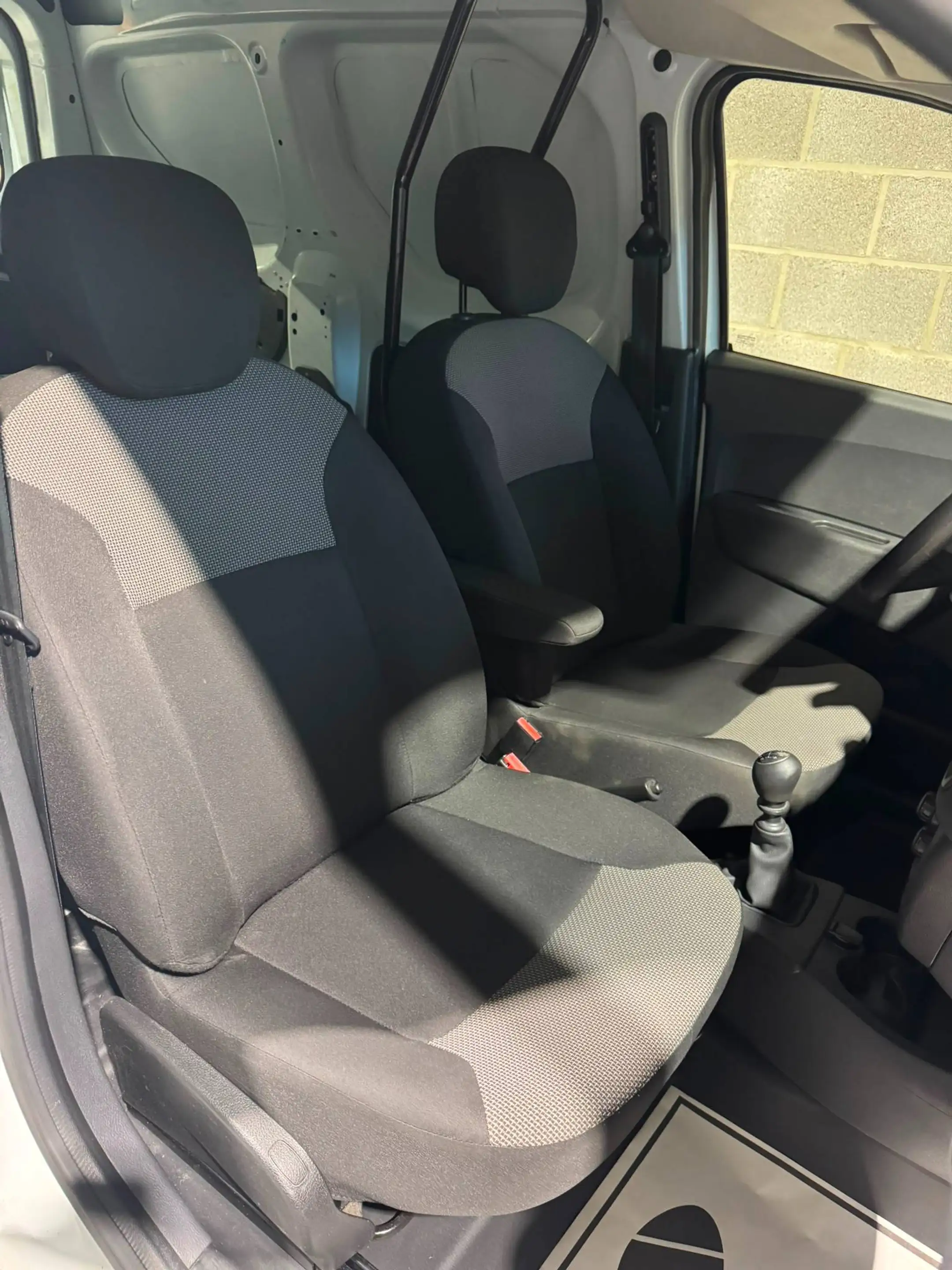 Dacia Dokker 1.5 dCi Work Edition S/S (EU6.2) — photo 14