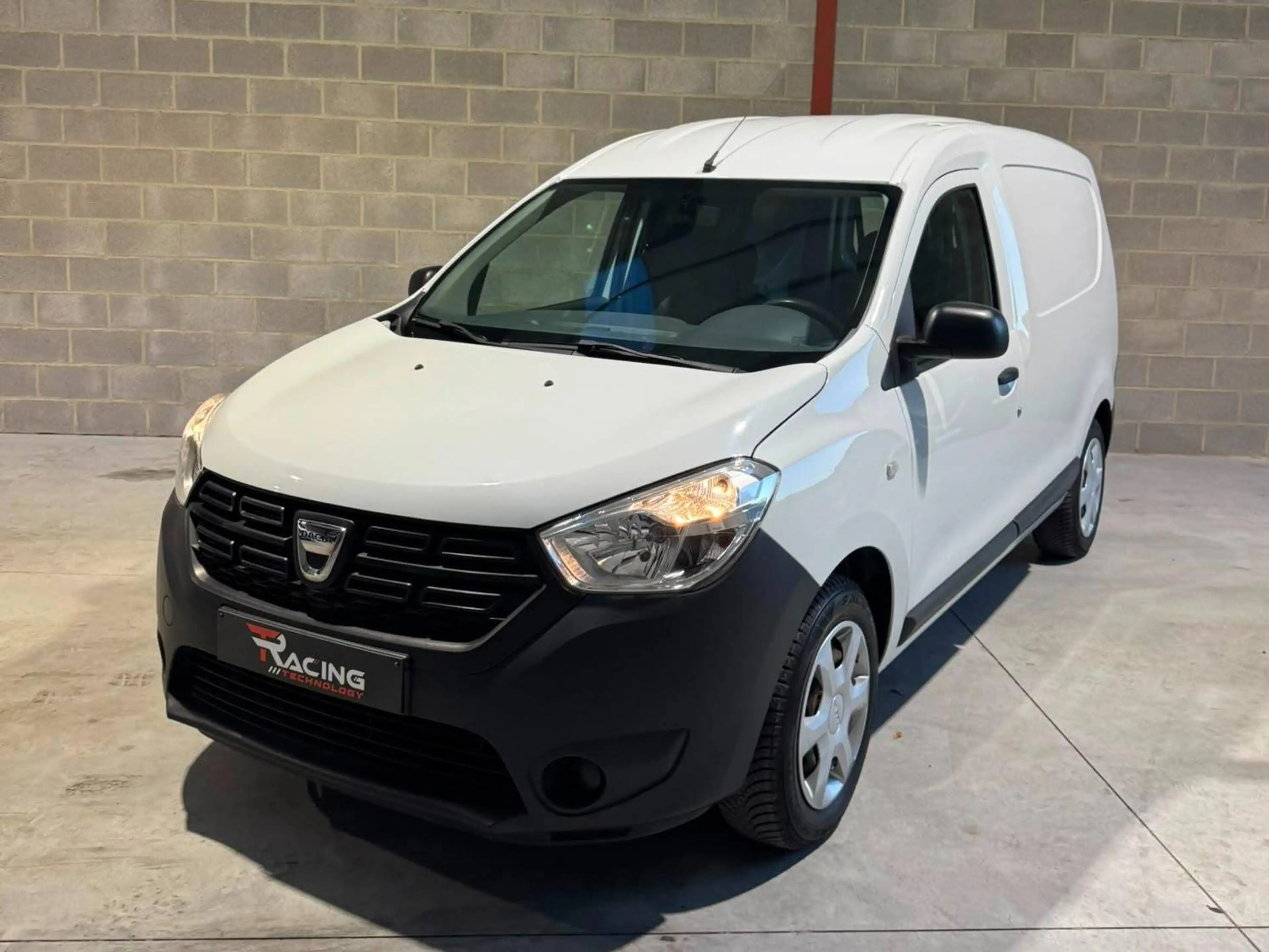 Dacia Dokker 1.5 dCi Work Edition S/S (EU6.2) — photo 2