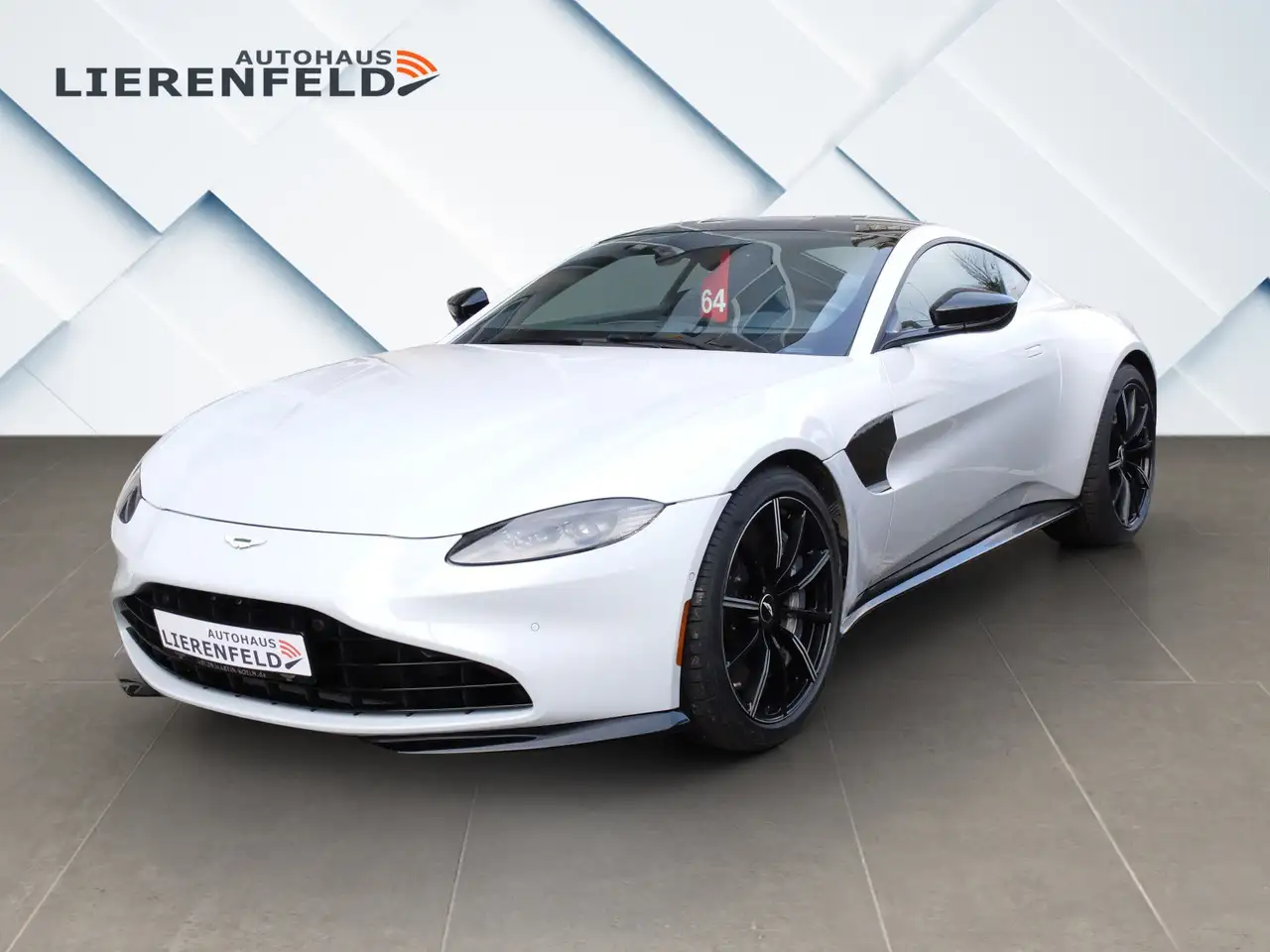 Aston Martin V8