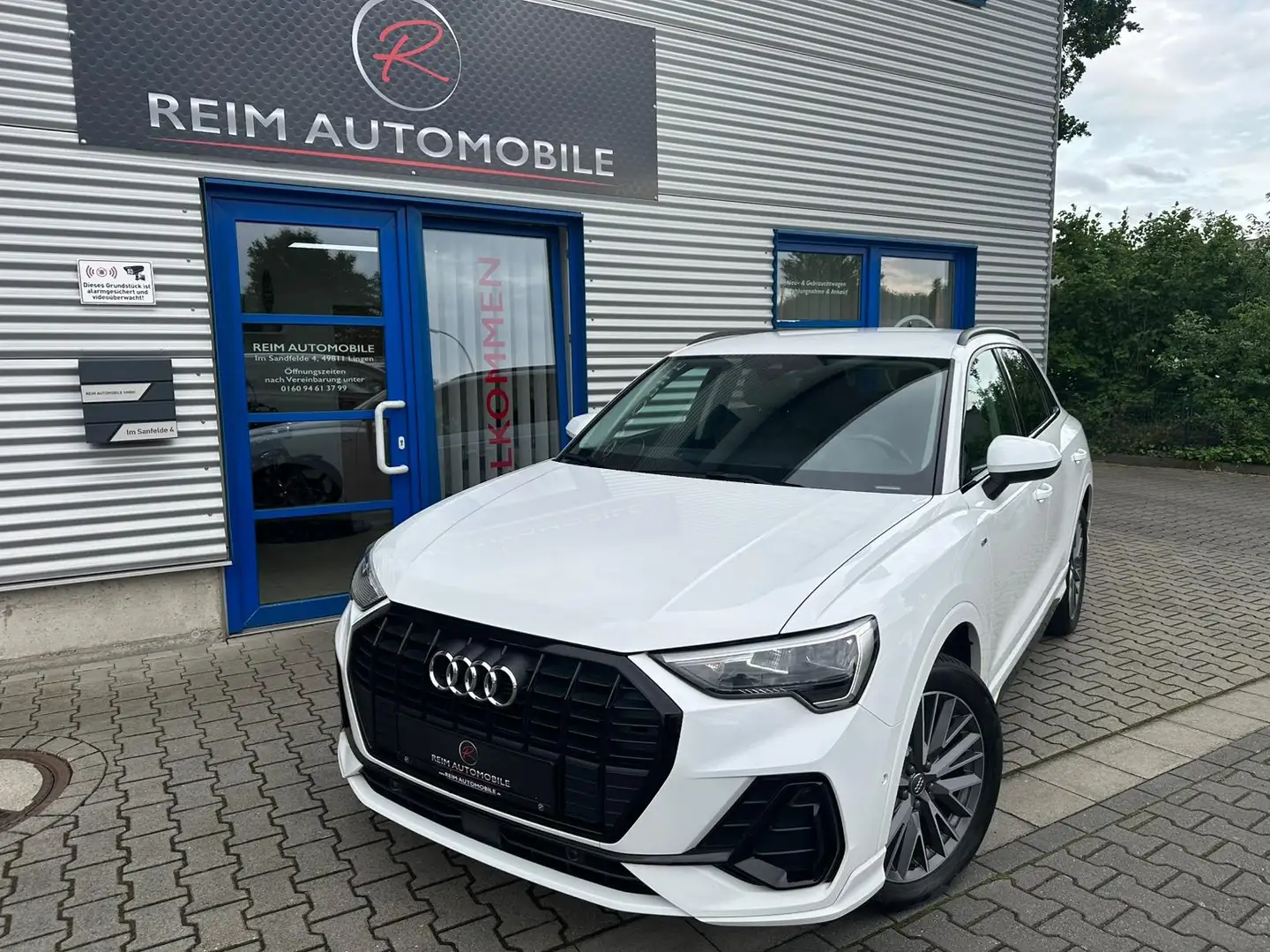 Audi Q3 35 TDI  S-TRONIC*S-Line*NAVI*LED*SPORTSITZE*DAB*S Bianco - 1