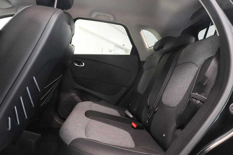 Renault Captur 1.2 TCe Intens | Camera | BOSE | Climate control | — photo 8