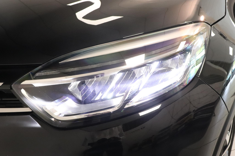 Renault Captur 1.2 TCe Intens | Camera | BOSE | Climate control | — photo 26