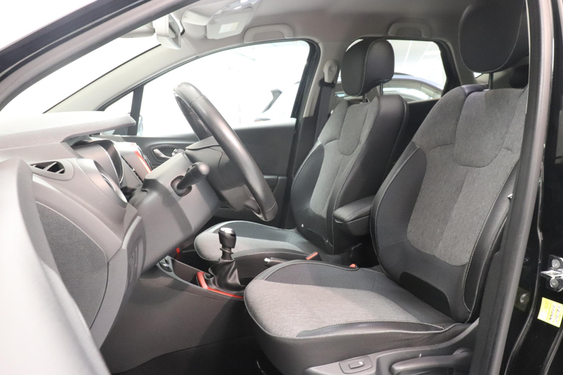 Renault Captur 1.2 TCe Intens | Camera | BOSE | Climate control | — photo 7