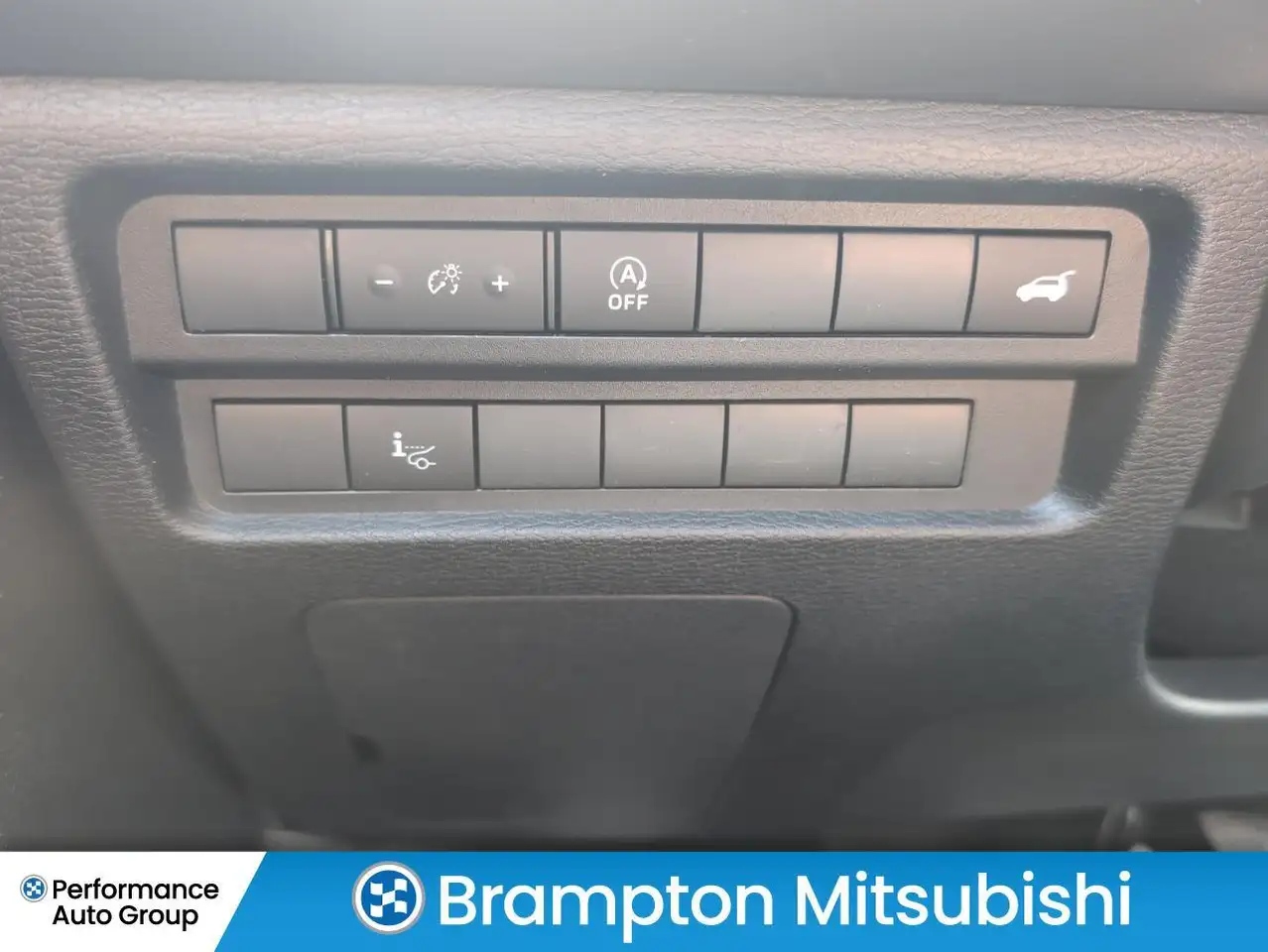 Mitsubishi Outlander снимка Mitsubishi Outlander