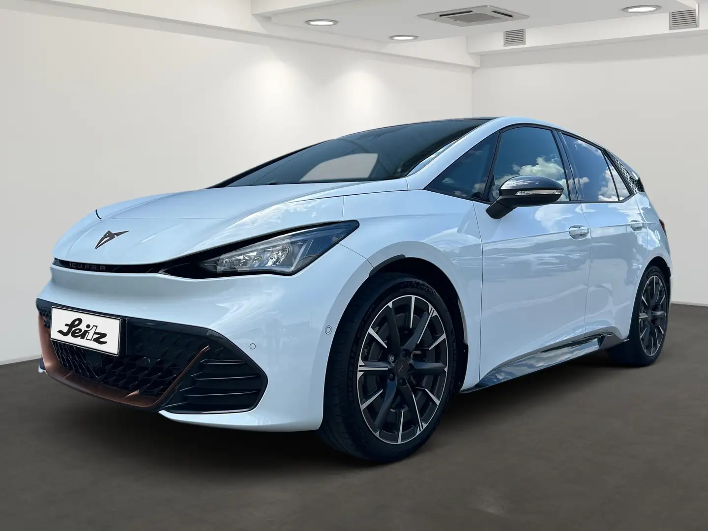 CUPRA Born *HEAD-UP*BEATS*PANO*KAMERA*NAVI* Wit - 2