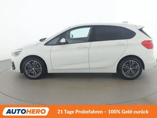 BMW 2 Series view 3