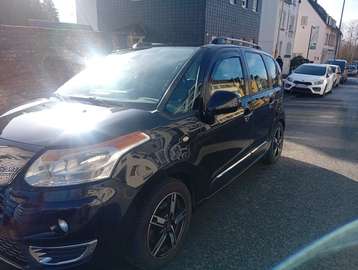 Offro una bellissima Citroën C3 Picasso 1.6 GPL in