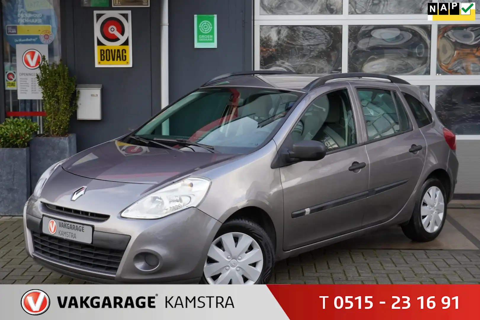 Renault Clio Estate 1.2 TCE 101PK NAP APK 05-2026/Trekhaak Grijs - 1