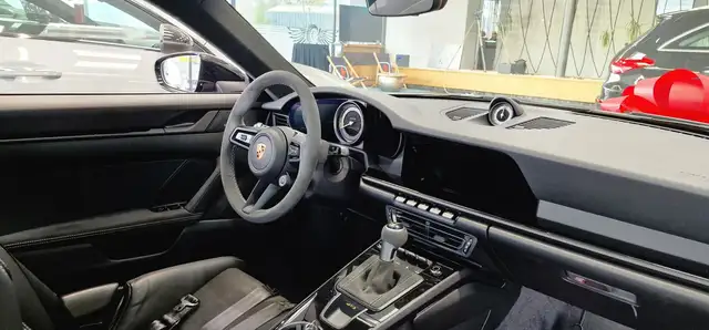 Porsche 911 GT 3 Coupe PDK *BOSE*Vollschalensitze*Kamera*Navi* Ansicht 12