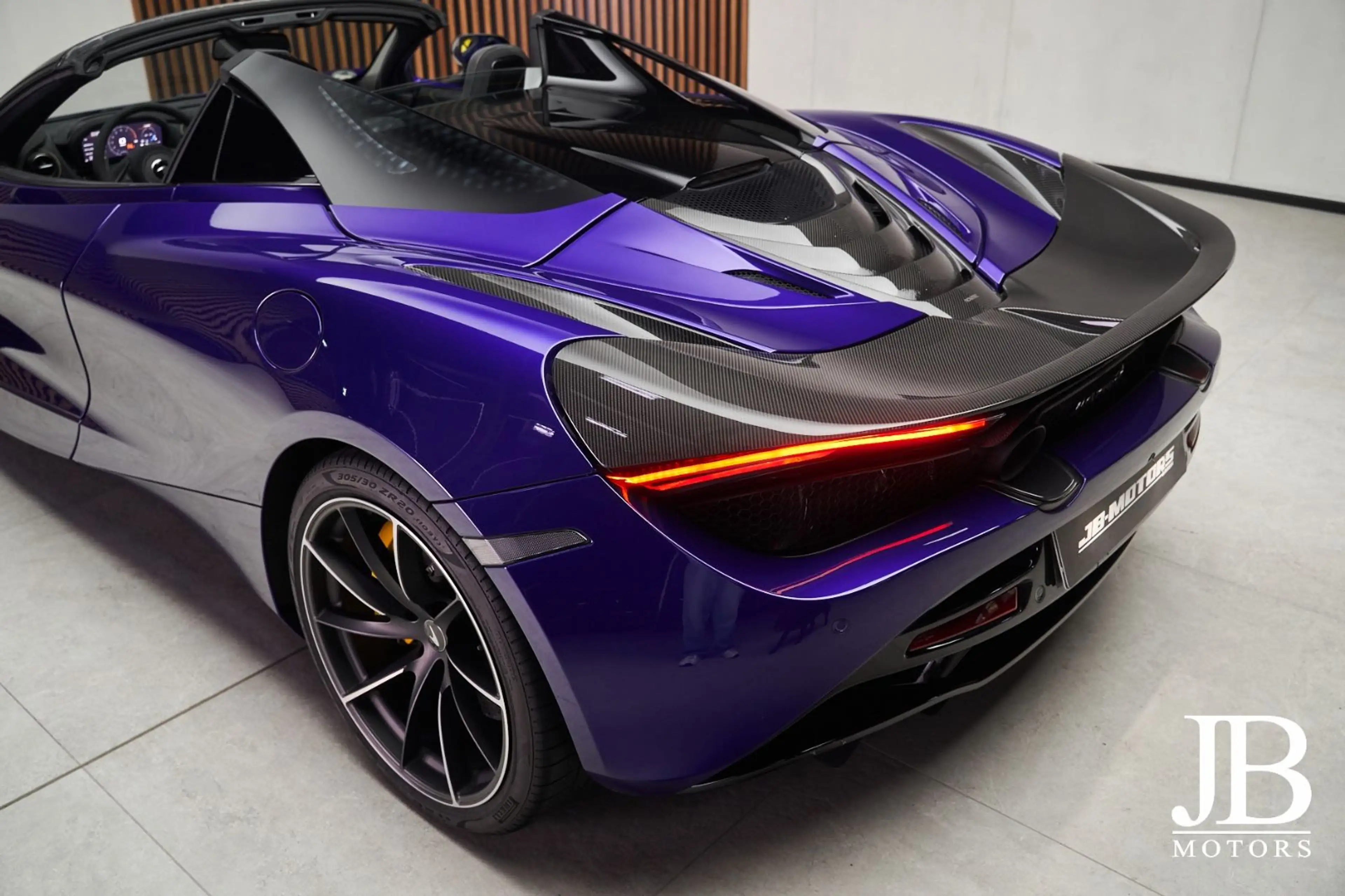 McLaren 720S 720s Spider MSO Carbon B&W Sound Lift Novitec — photo 14