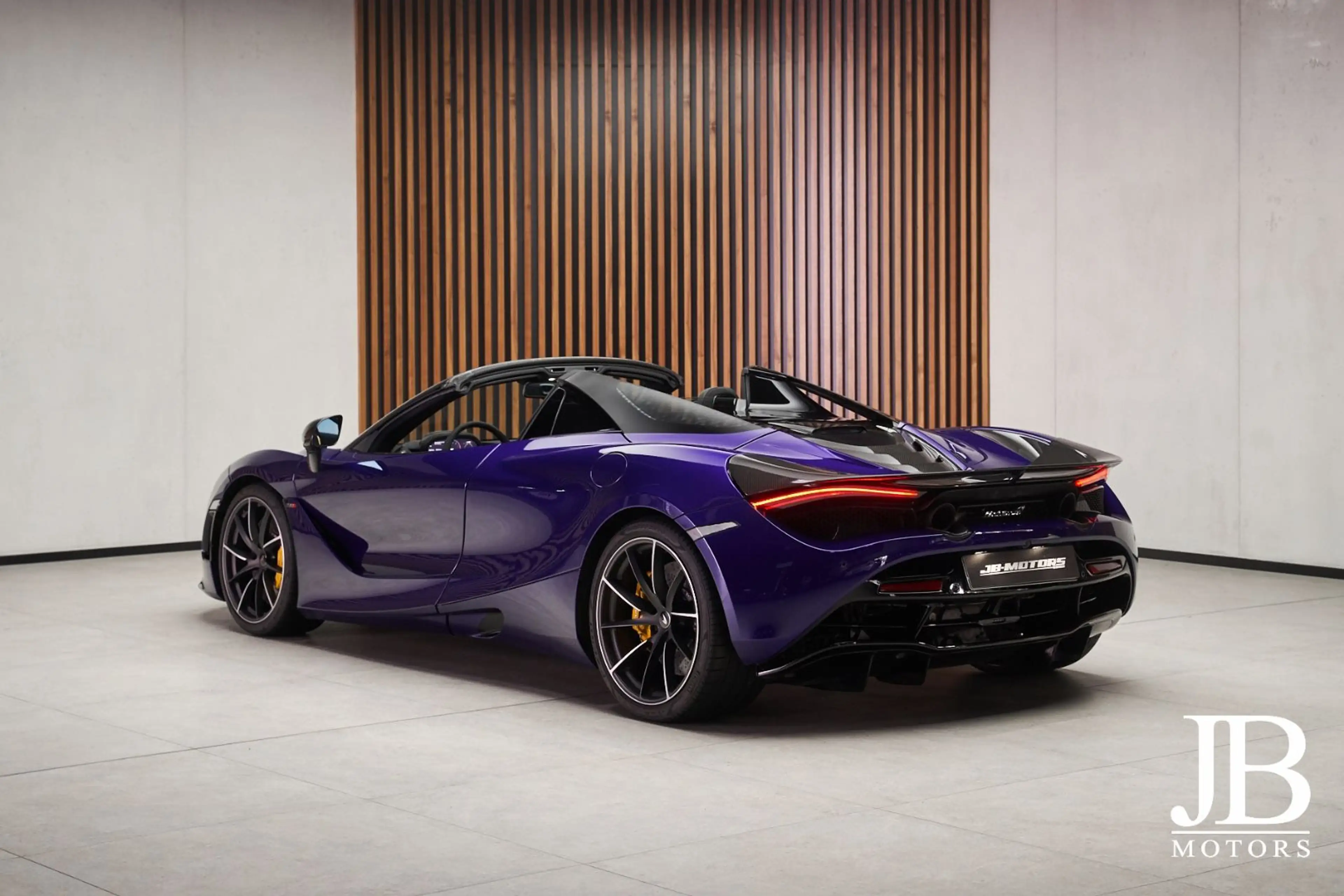 McLaren 720S 720s Spider MSO Carbon B&W Sound Lift Novitec — photo 13