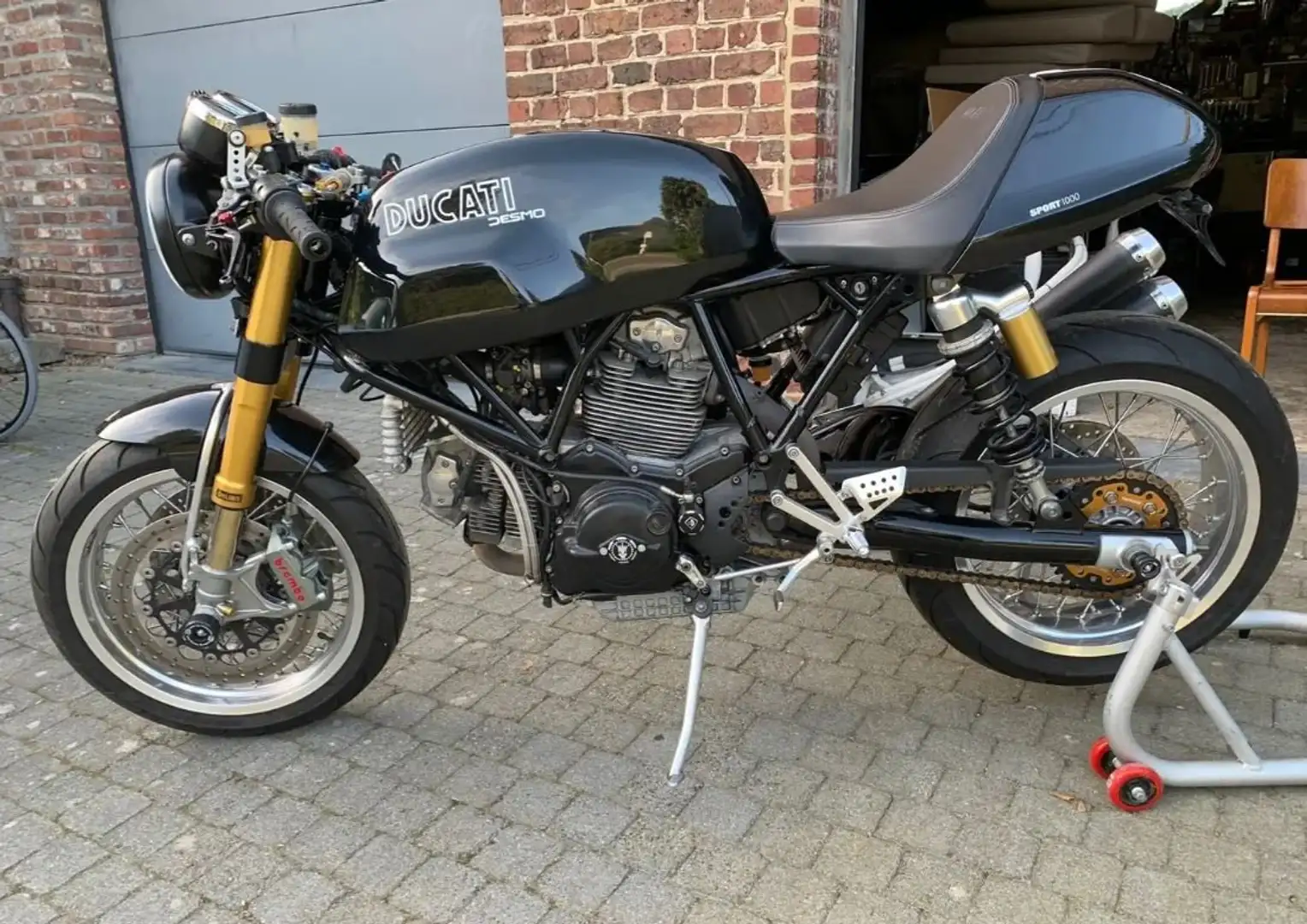 Ducati 1000 Sport Fekete - 2