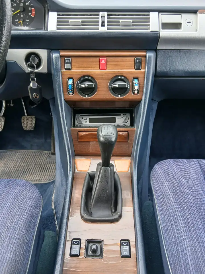 Mercedes-Benz E 230 ⚠️W124,Garagenwagen, 194tkm, Tüv 2027,BJ 1987,, foto 5