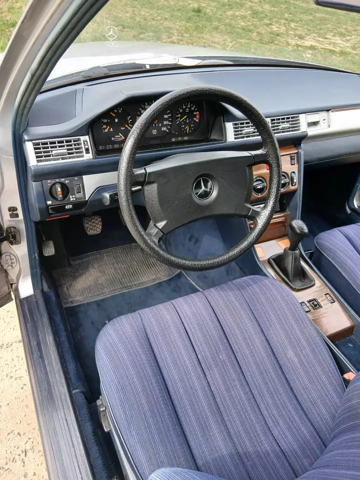 Mercedes-Benz E 230 ⚠️W124,Garagenwagen, 194tkm, Tüv 2027,BJ 1987,, foto 3