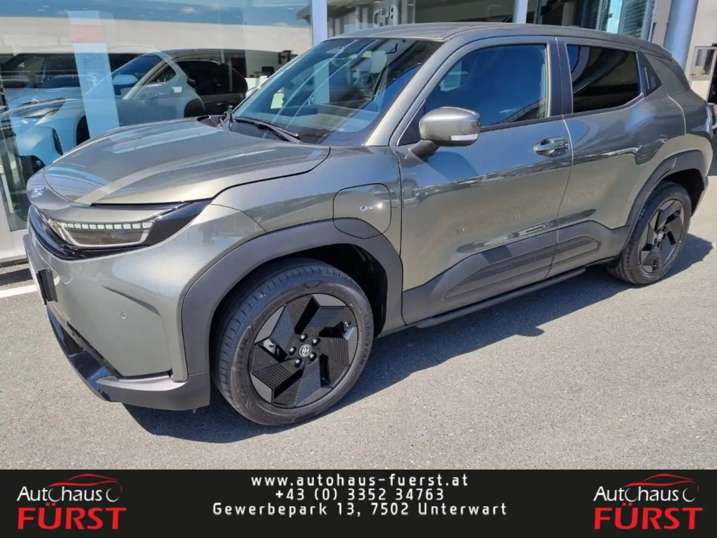 Toyota Urban Cruiser 5-Türer Teamplayer Lithium 61kW 2WD Grün - 1