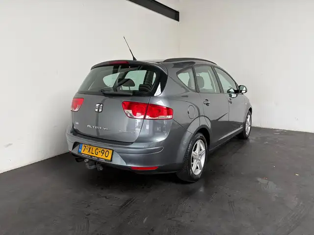 Seat Altea XL view 2