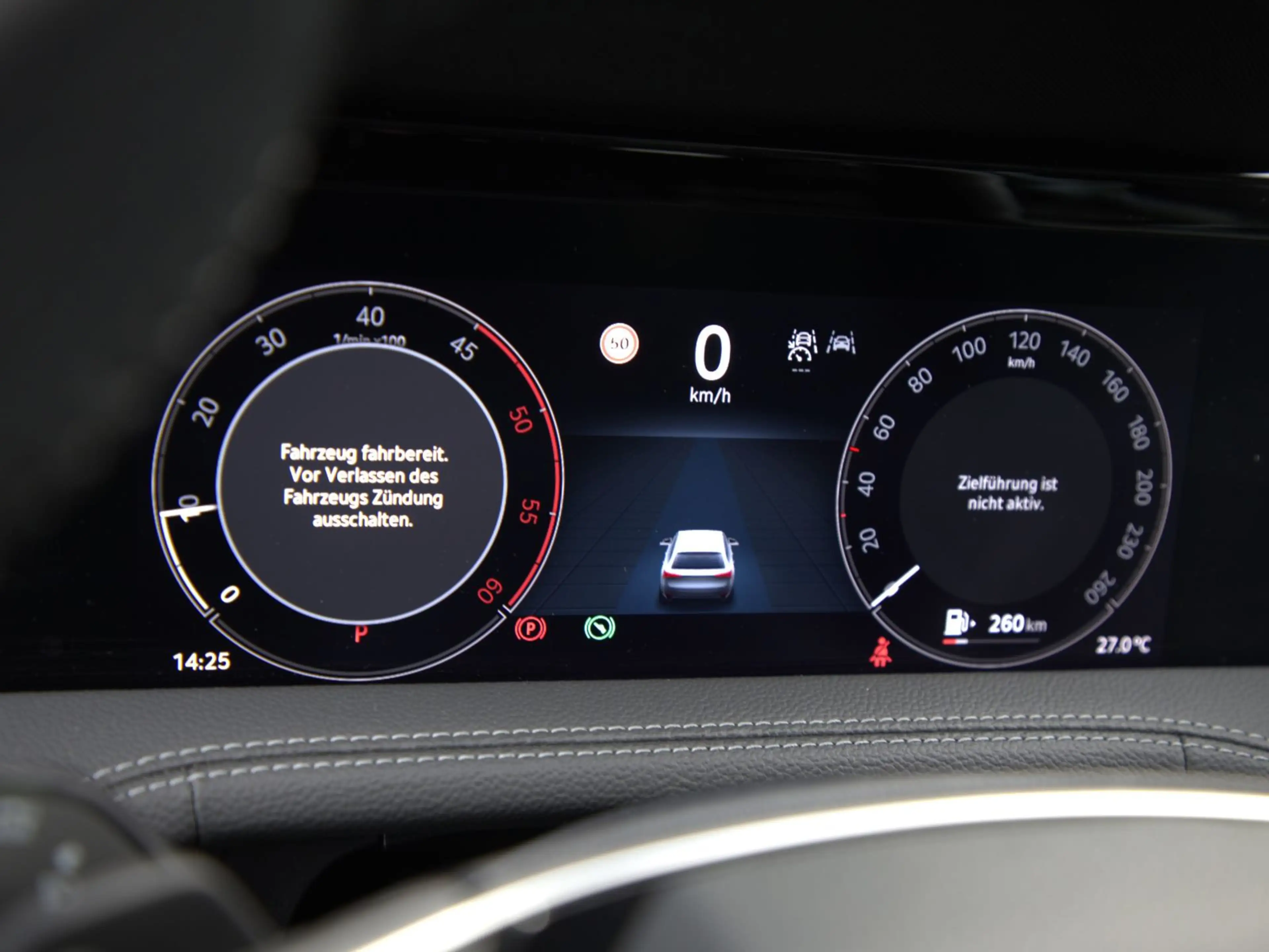 Skoda Superb Combi Selection 2,0TDI DSG 360°Kamera LED — photo 15