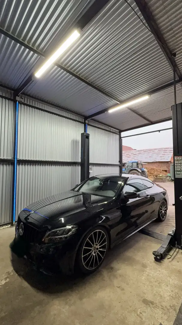 Mercedes-Benz C 180 Coupe 9G-TRONIC AMG Line - 2
