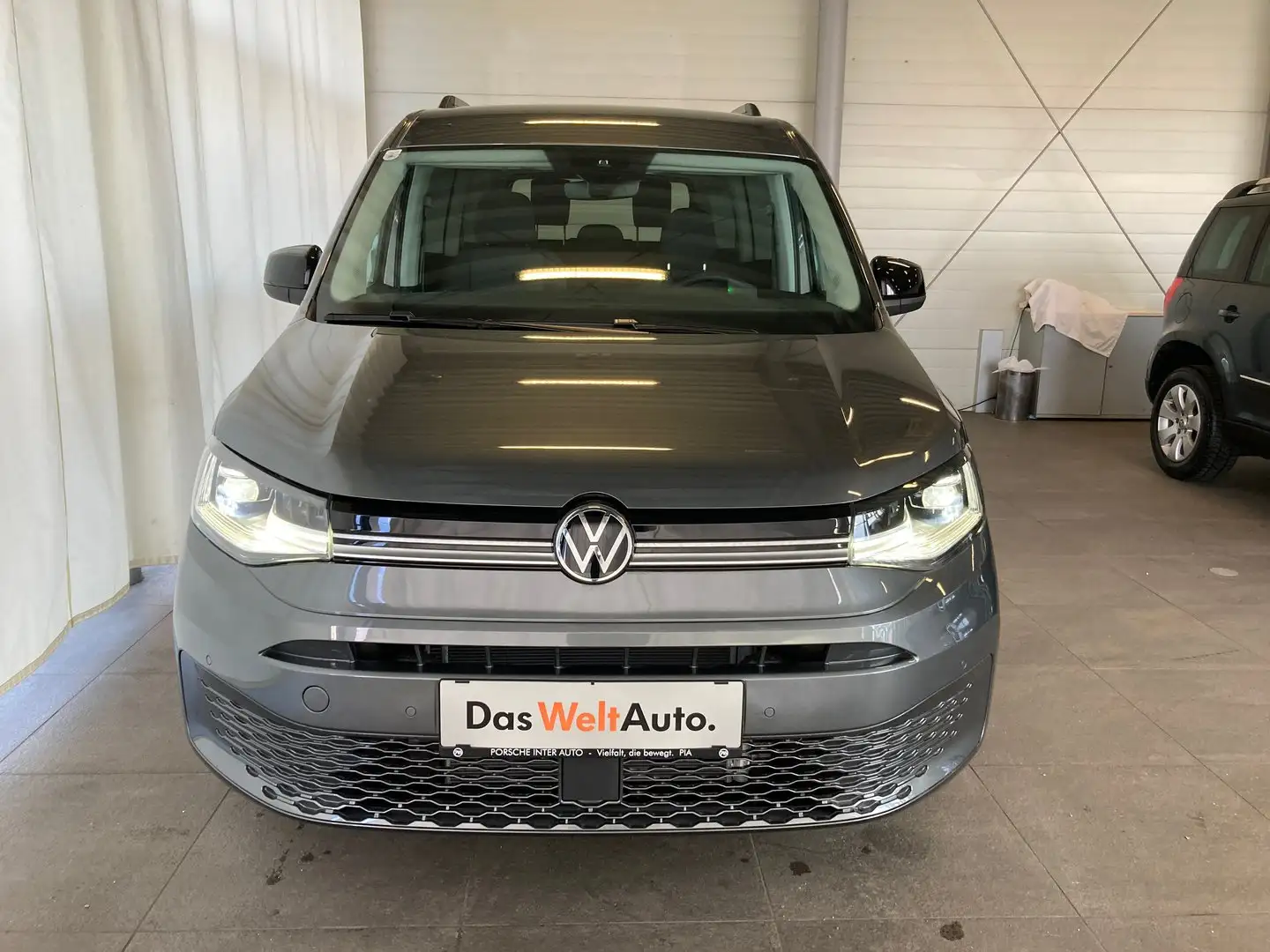 Volkswagen Caddy Life Maxi TDI Grau - 2
