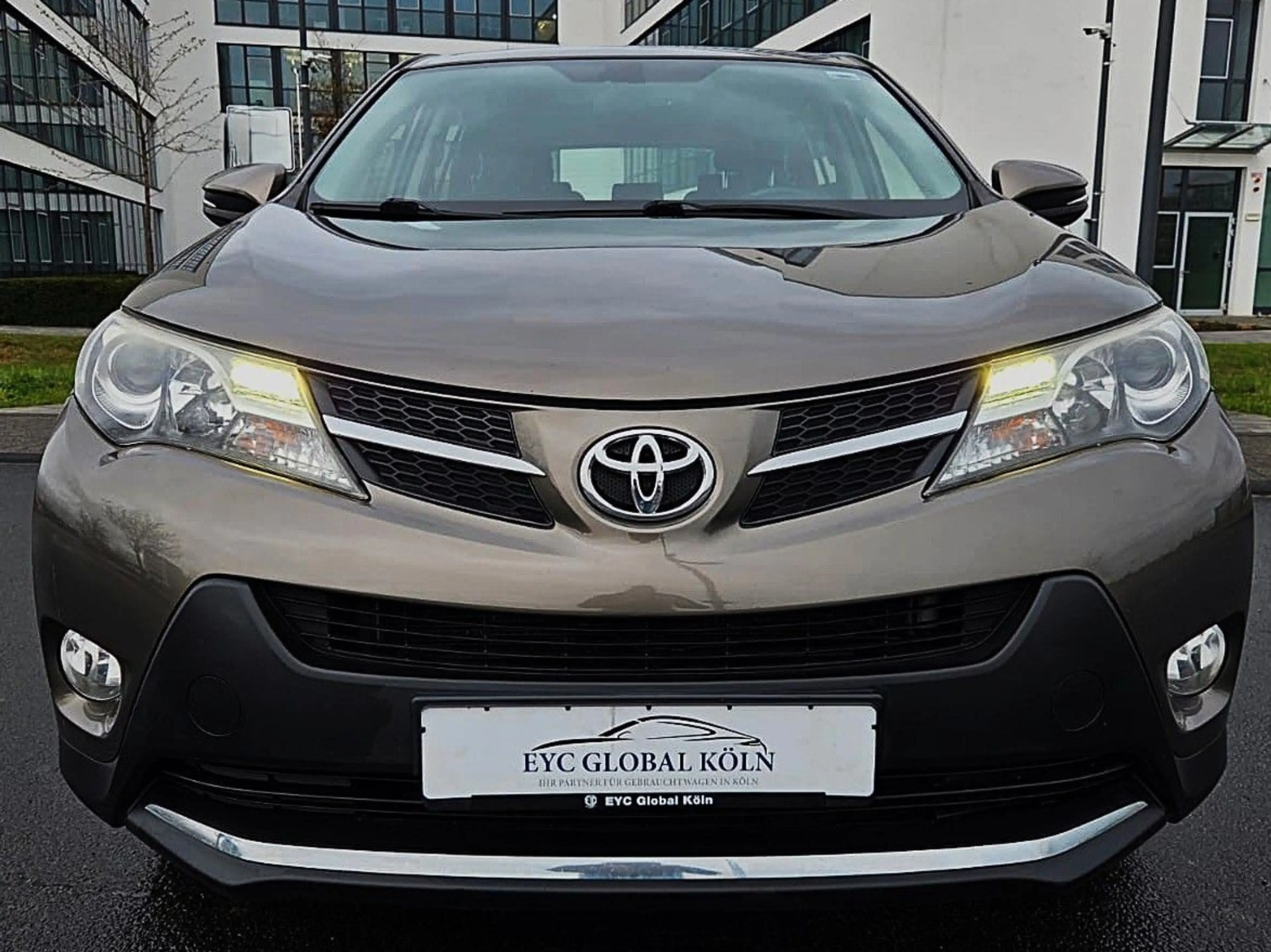 Toyota RAV 4 Edition 2014,Allrad,Automatik,Leder,Navi, — photo 8