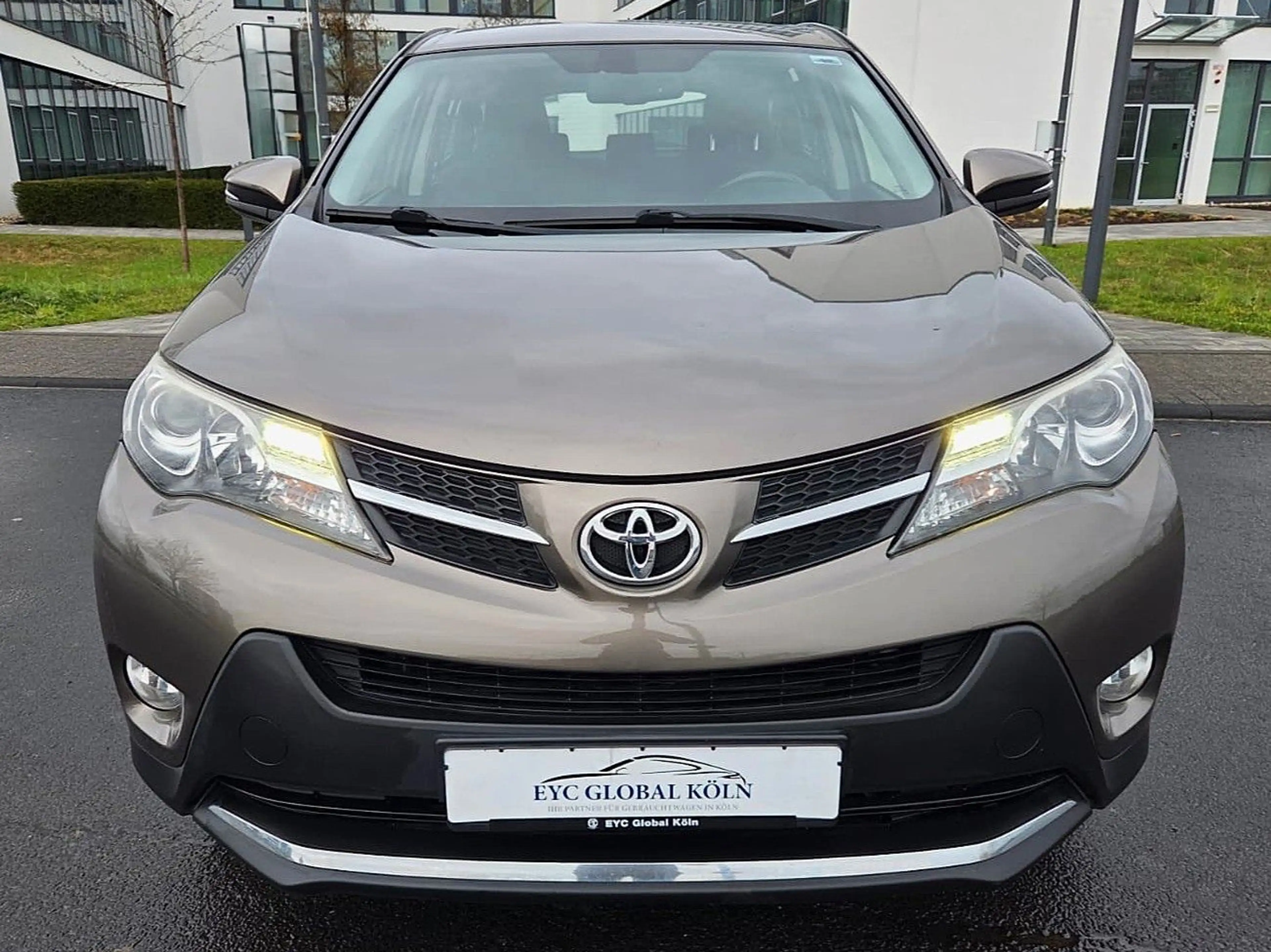 Toyota RAV 4 Edition 2014,Allrad,Automatik,Leder,Navi, — photo 7