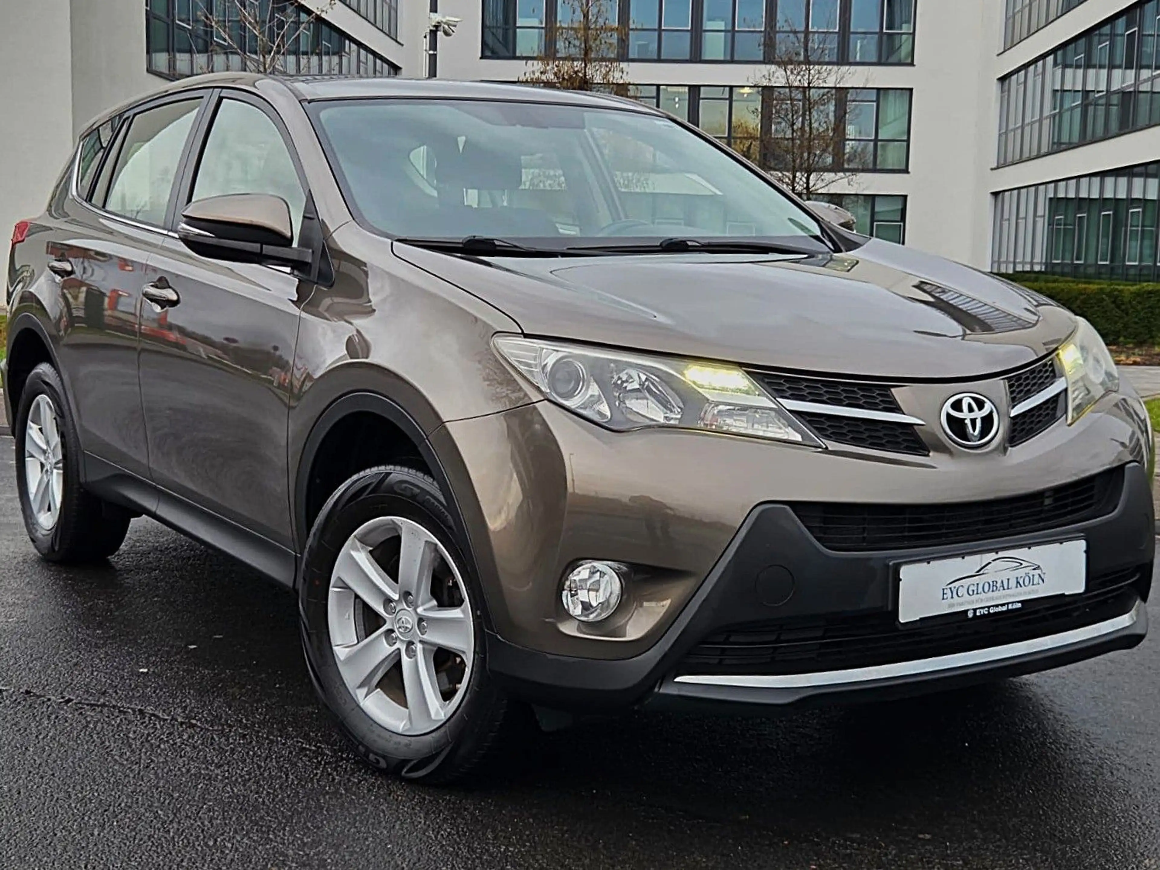 Toyota RAV 4 Edition 2014,Allrad,Automatik,Leder,Navi, — photo 2