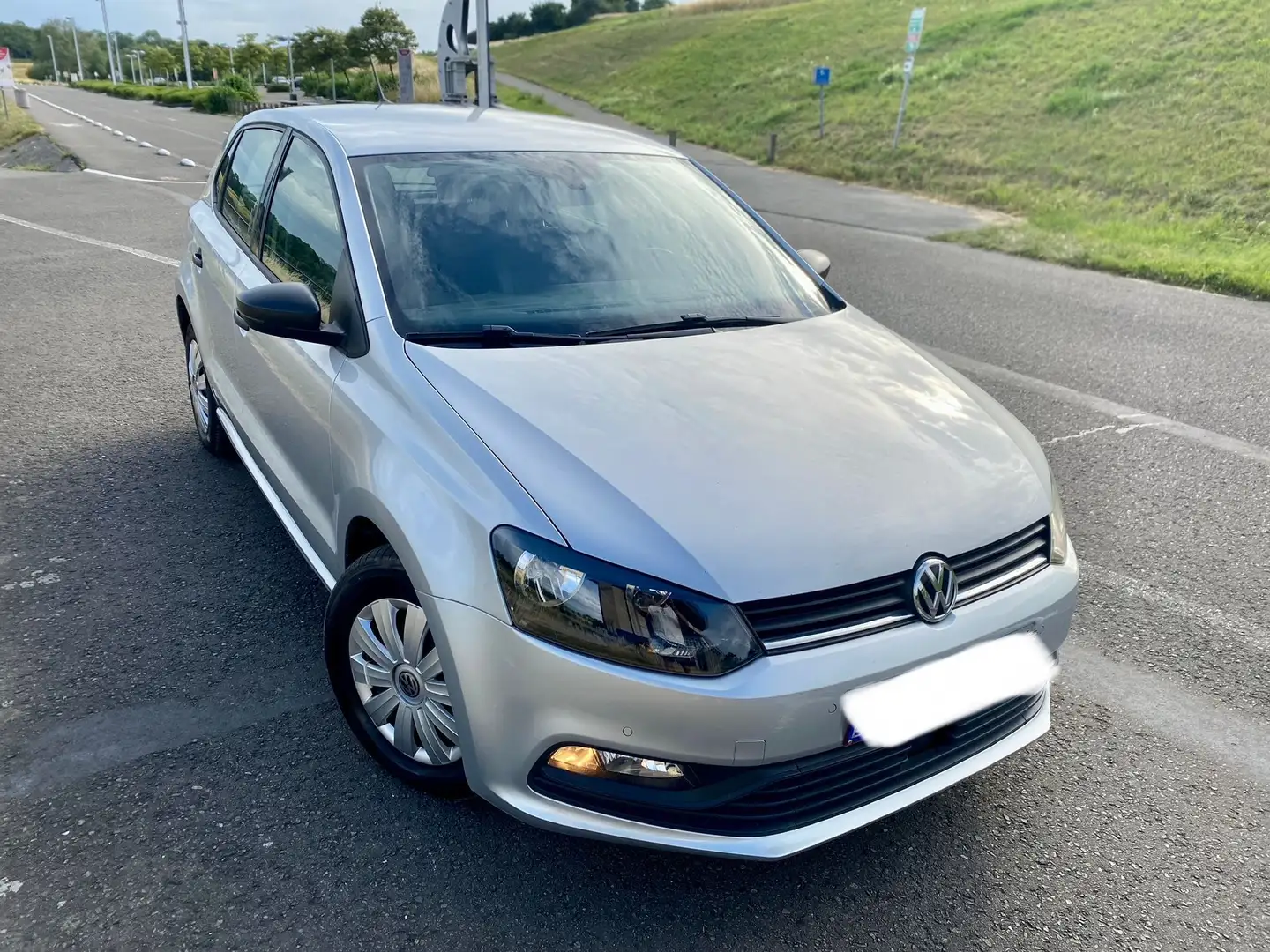 Volkswagen Polo 1.4 CR TDi Trendline Grijs - 1