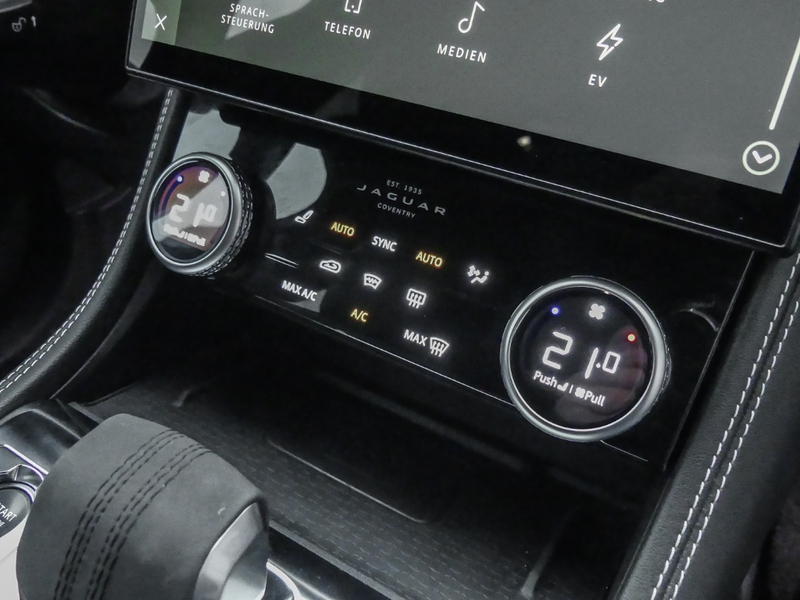 Jaguar F-Pace P400e R-Dynamic SE AWD Plug-In Hybrid AD AHK-el. k — photo 14