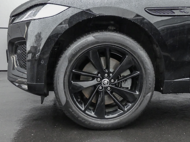Jaguar F-Pace P400e R-Dynamic SE AWD Plug-In Hybrid AD AHK-el. k — photo 9