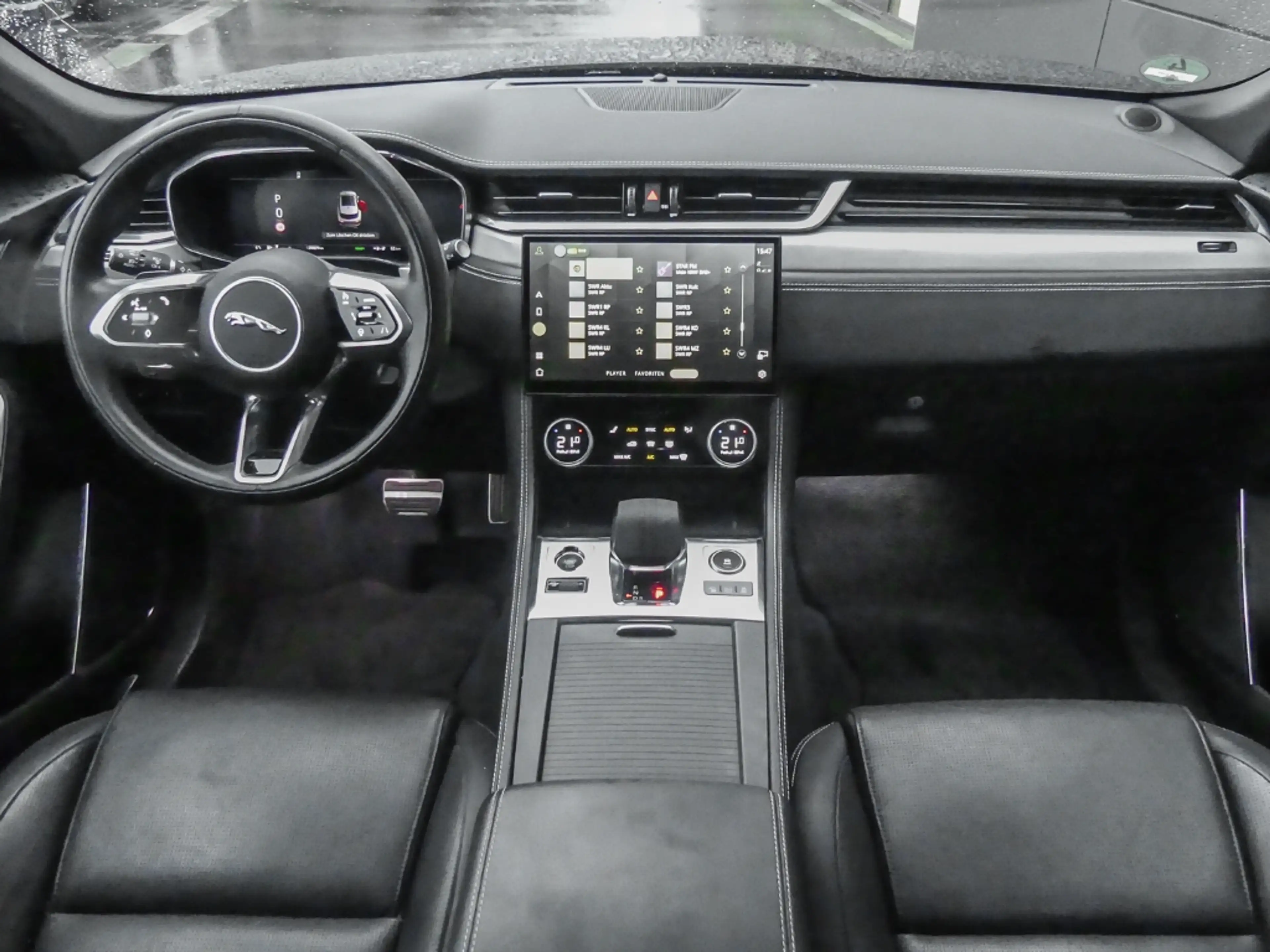 Jaguar F-Pace P400e R-Dynamic SE AWD Plug-In Hybrid AD AHK-el. k — photo 4