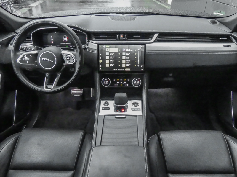Jaguar F-Pace P400e R-Dynamic SE AWD Plug-In Hybrid AD AHK-el. k — photo 4