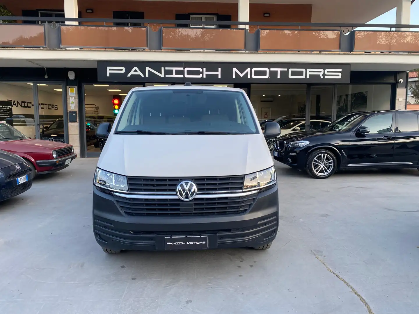 Volkswagen T6.1 Transporter 2.0 tdi BUSINESS PASSO LUNGO Bianco - 2