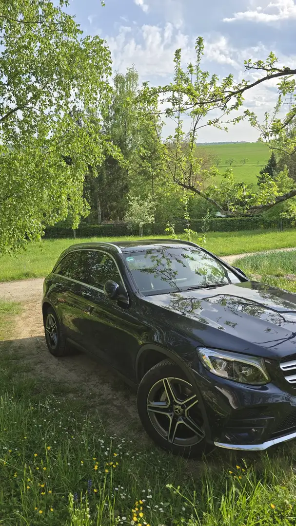 Mercedes-Benz GLC 350 d 4Matic 9G-TRONIC AMG Line Blau - 1