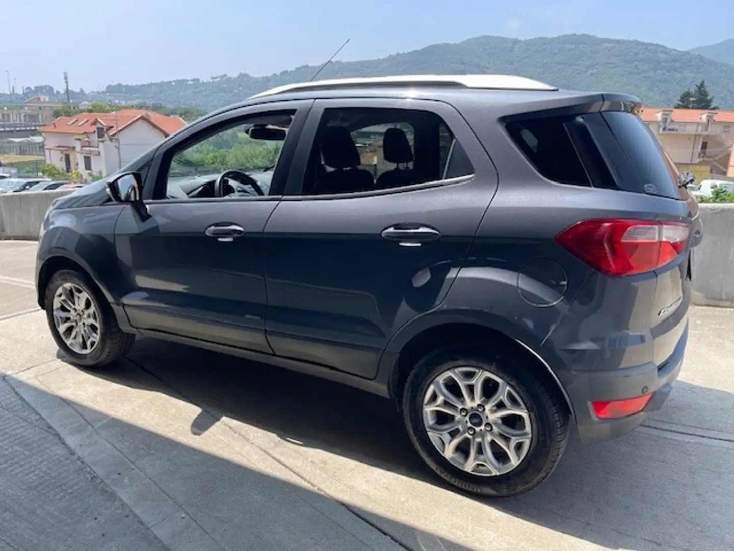 Ford EcoSport 1.0 EcoBoost 125 CV Titanium Grigio - 2