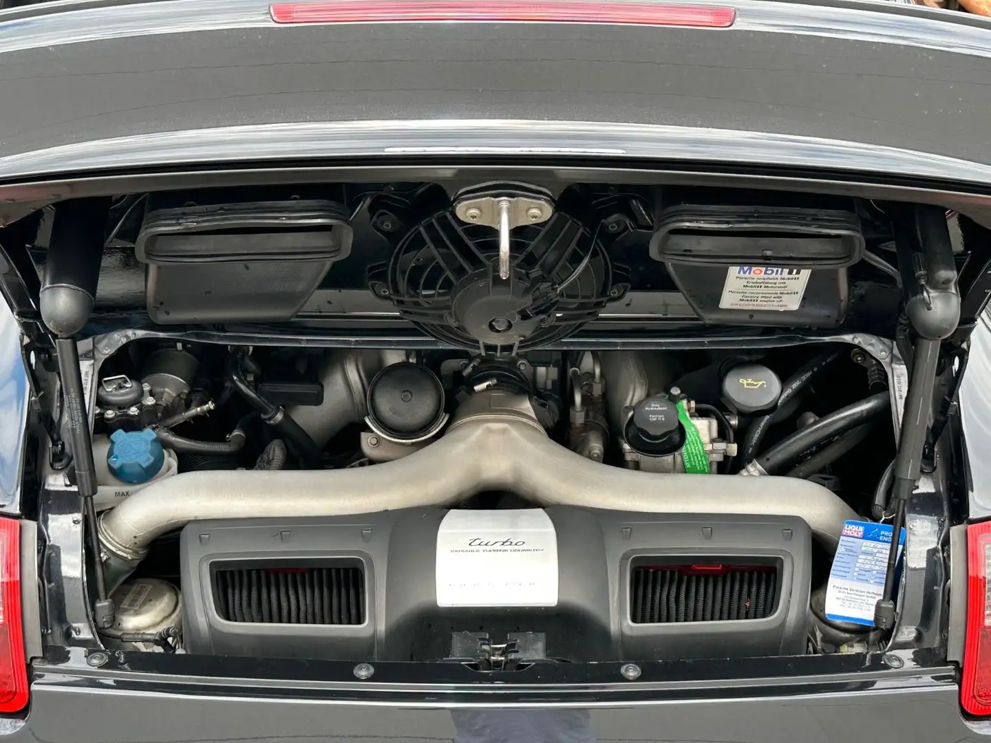 Porsche 997 Turbo Coupé mit KW 463 /630 PS SpeedArt Negro - 2