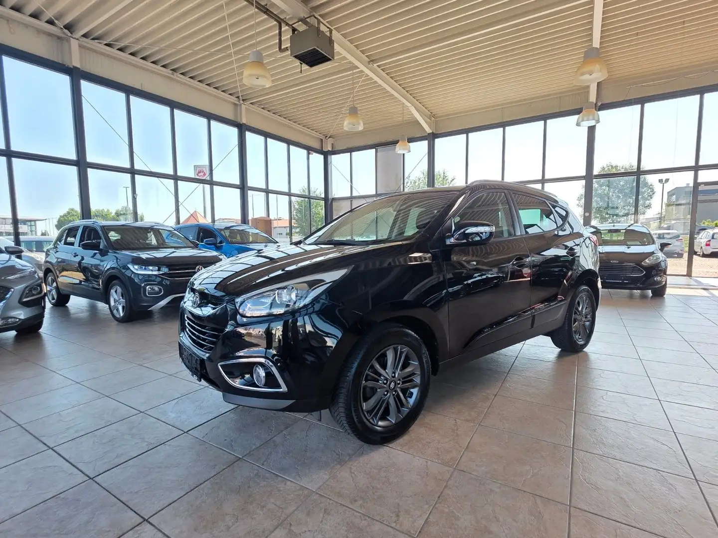 Hyundai iX35 Style Schwarz - 1