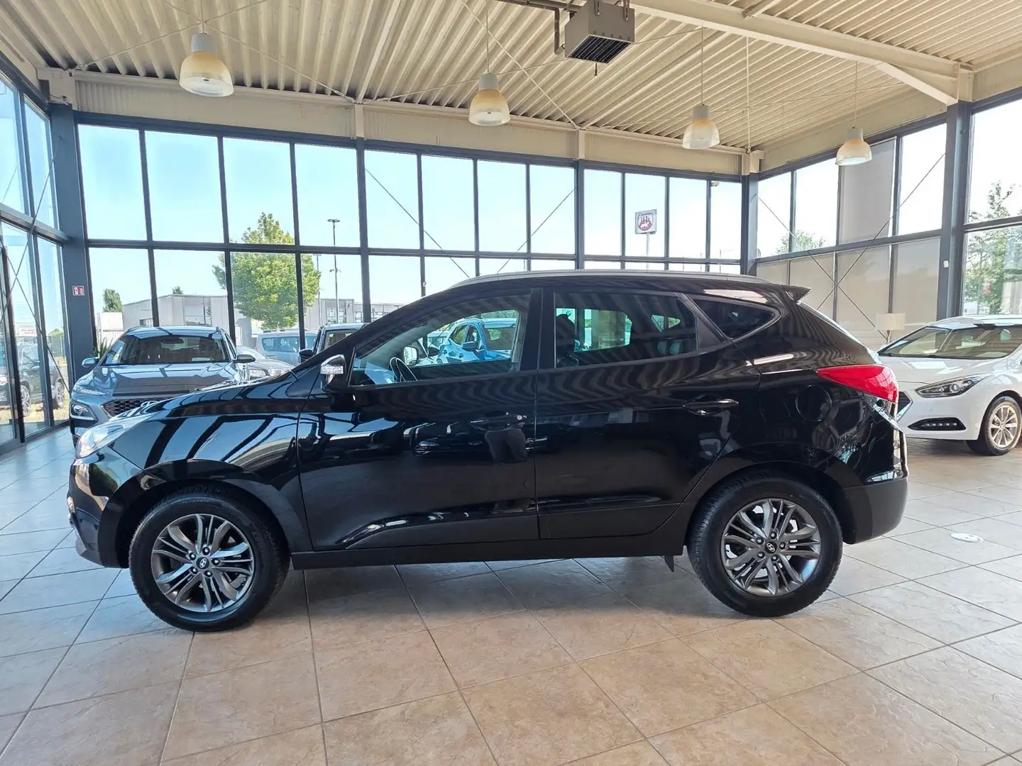 Hyundai iX35 Style Schwarz - 2