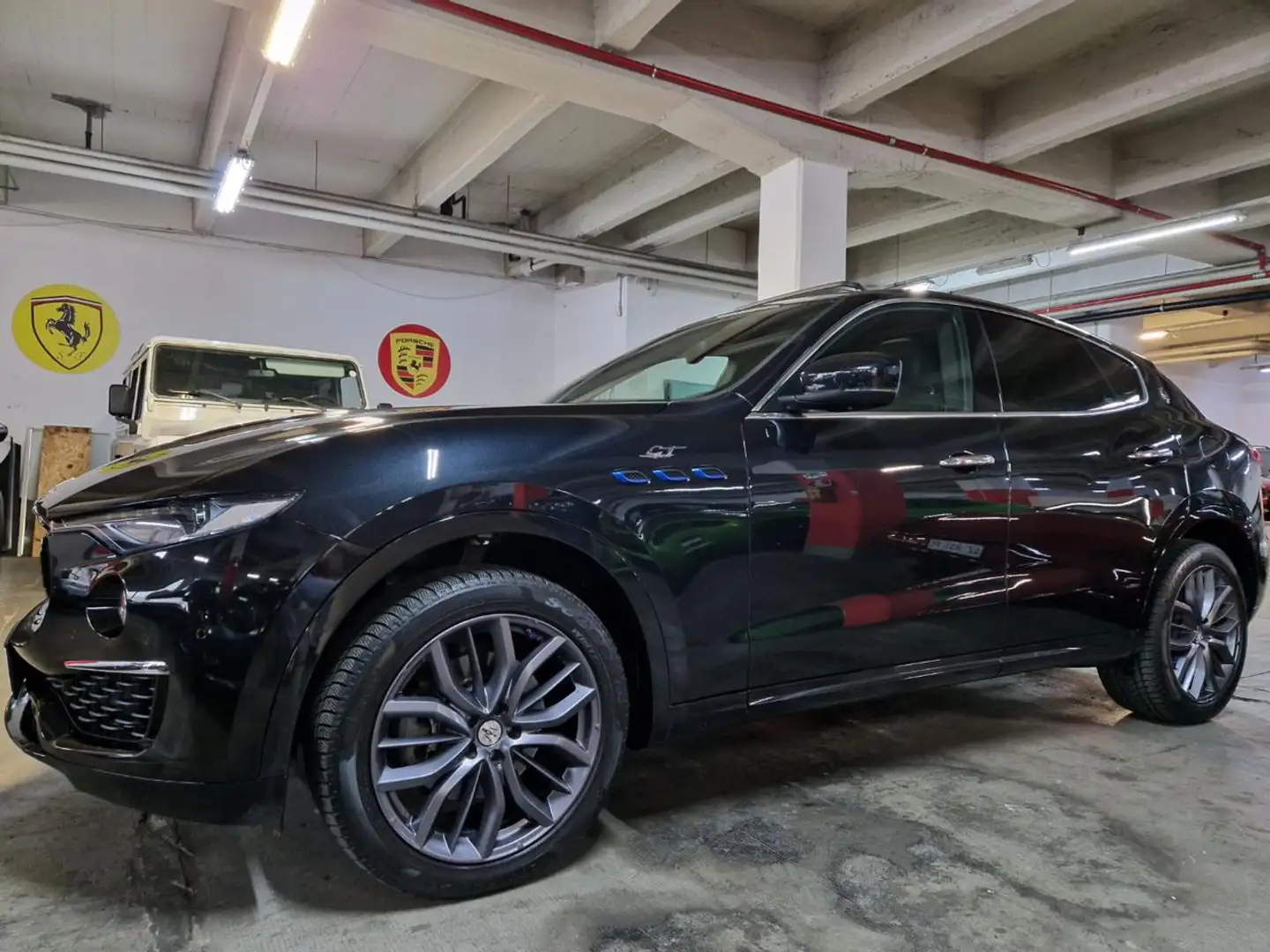 Maserati Levante MHEV 330 CV AWD GT HYBRID KM. 65.900+TETTO+20' Nero - 1