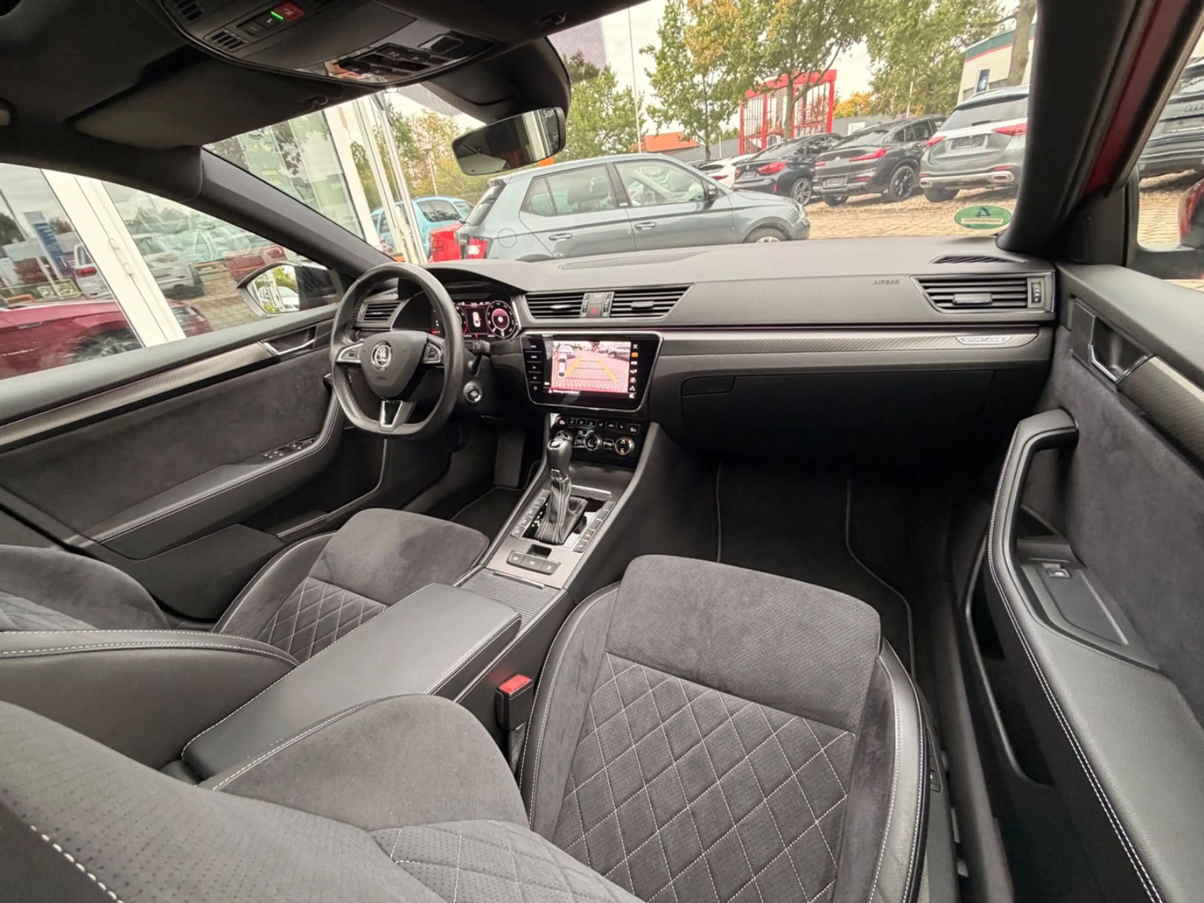Skoda Superb Lim. Sportline iV — photo 12